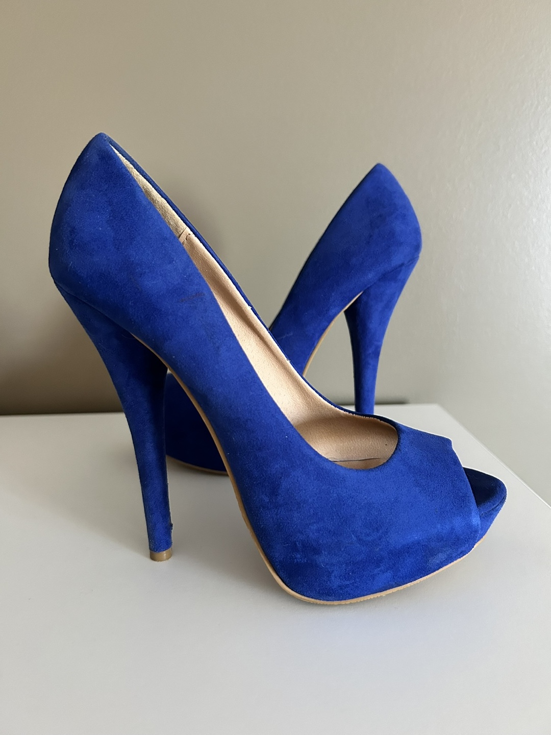 Forever 21 blue heels size 6