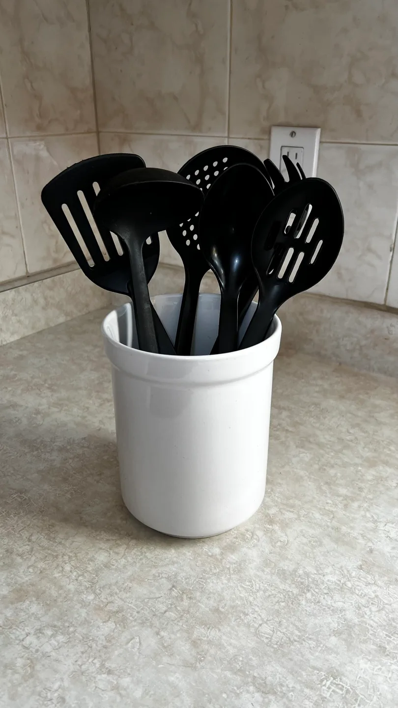 Black Kitchen Utensils with White Holder thumbnail