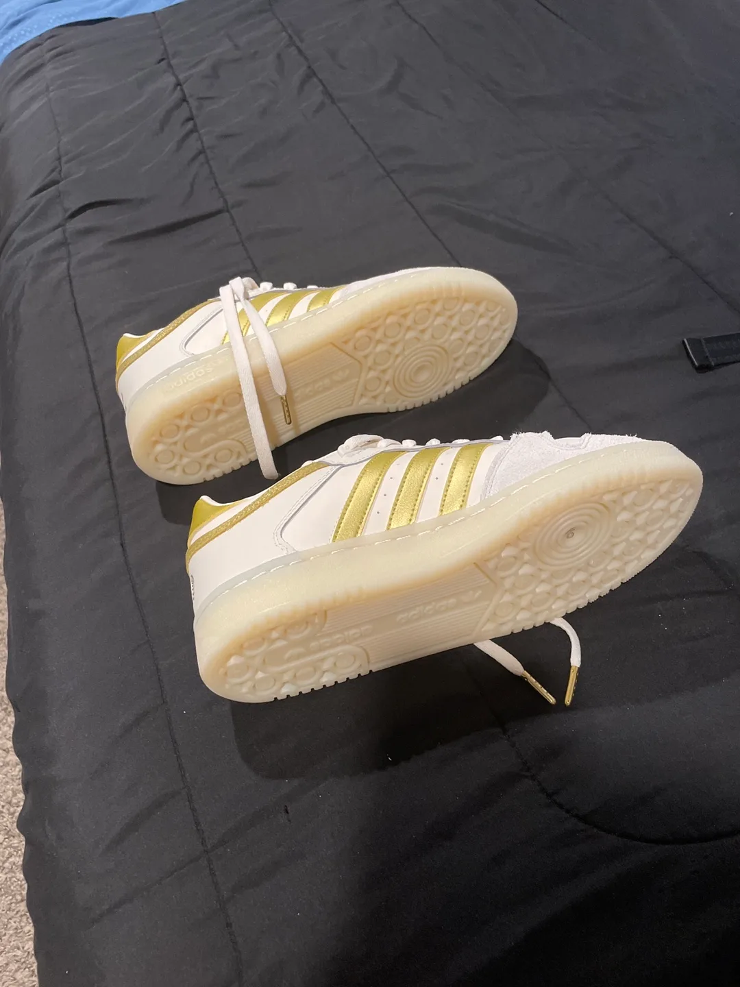 Adidas Forum Low White/Gold Shoes image indicator(4)