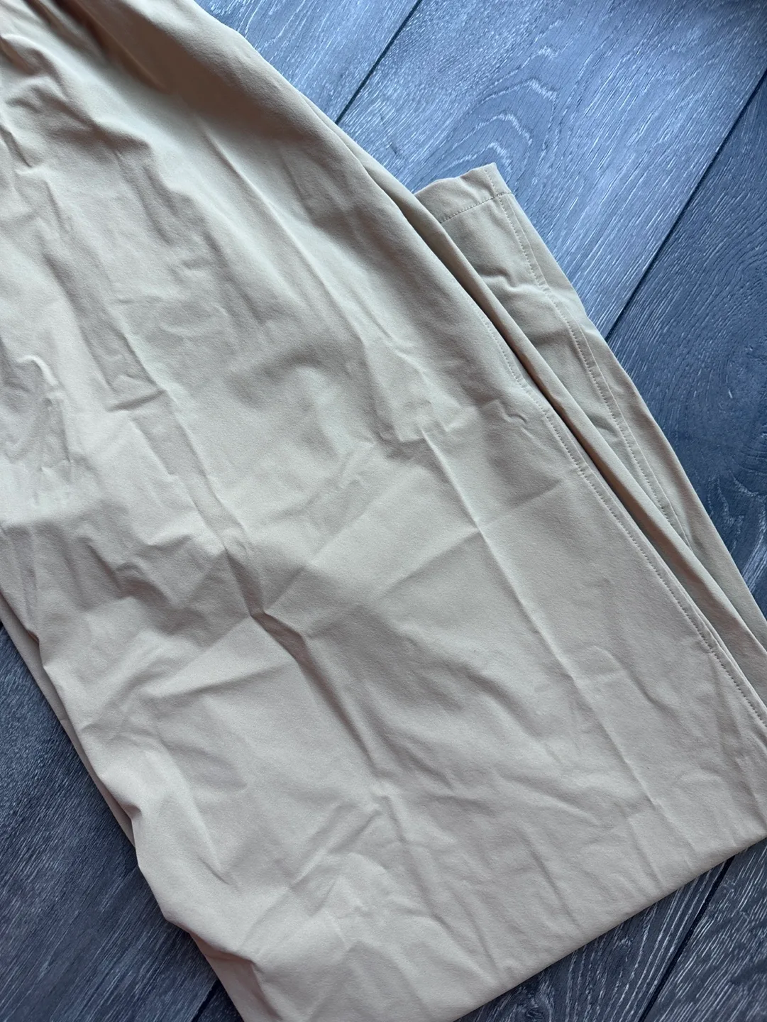 Women’s Uniqlo Trousers, Size S image indicator(2)