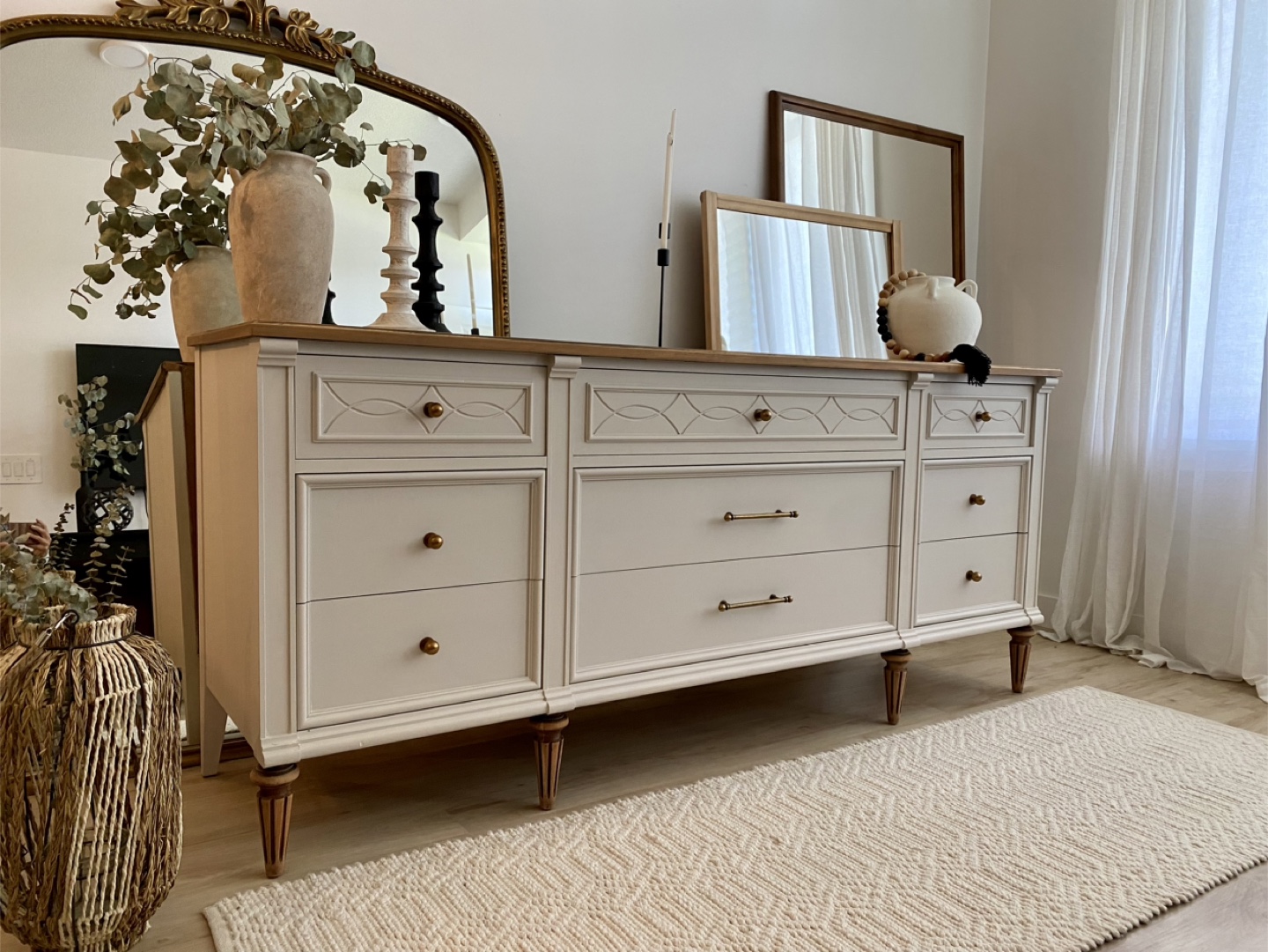 Ivory credenza  dresser - photo 3