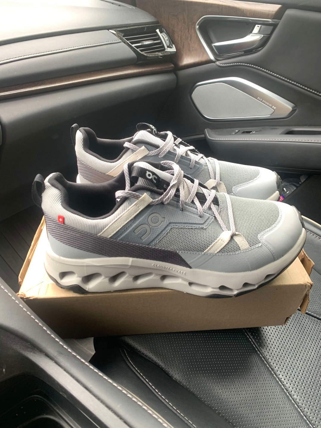 On Cloudhorizon Waterproof Grey Shoes - photo 3