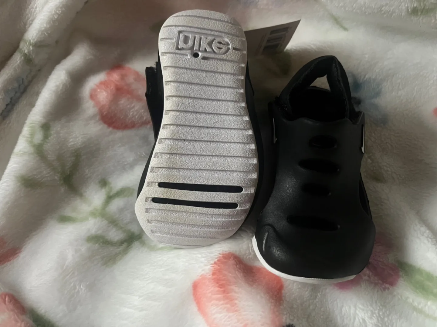 New Nike Sunray Protect 3 (TD) Black Sandals - Size 5C image indicator(4)