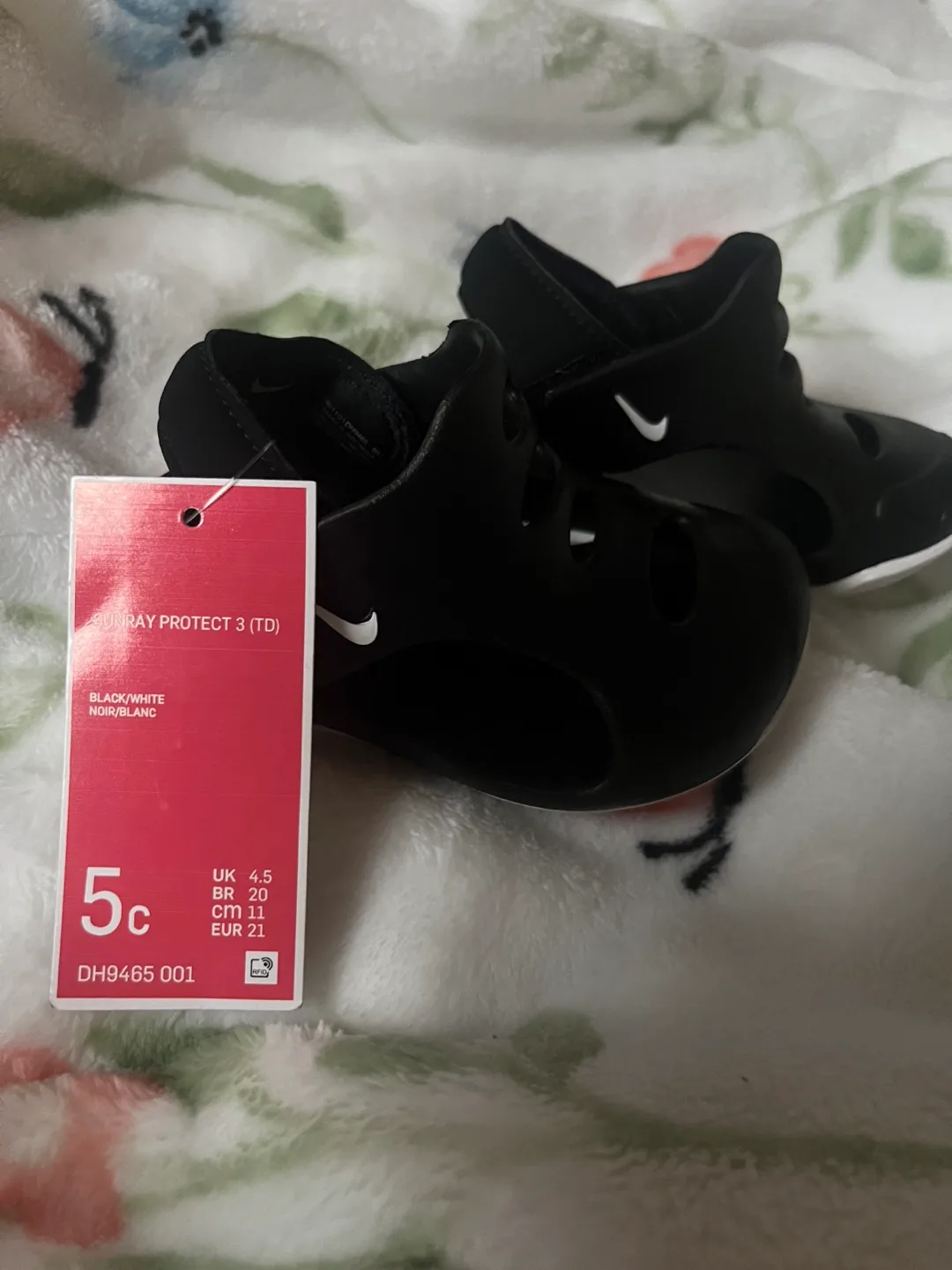 New Nike Sunray Protect 3 (TD) Black Sandals - Size 5C image indicator(8)
