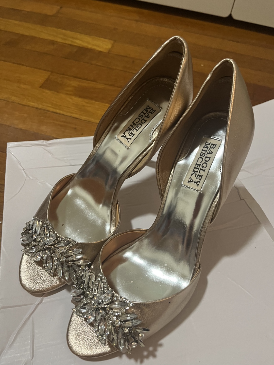 Badgley Mischka Gold Heels - photo 4