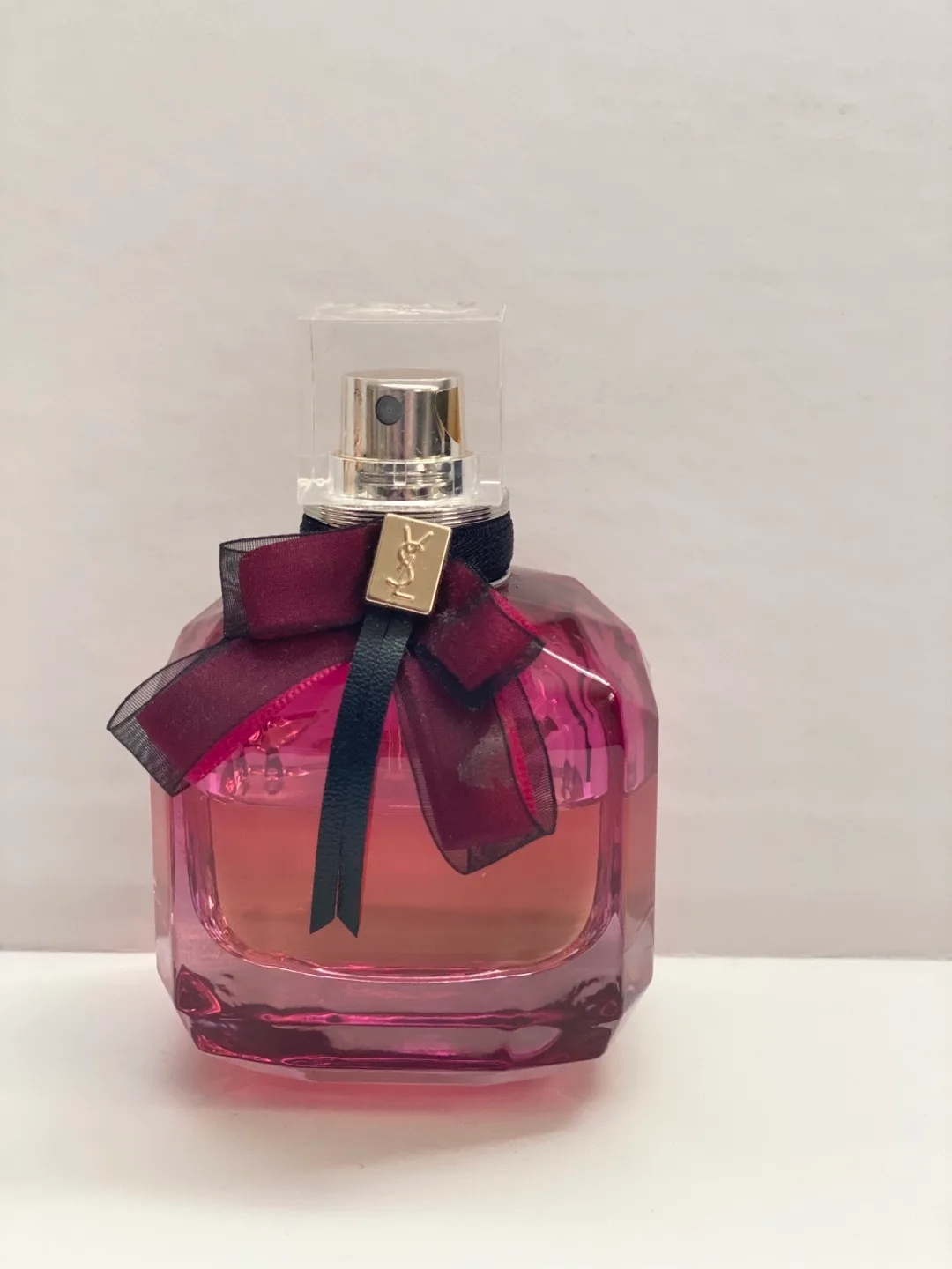 YVES SAINT LAURENT PERFUME image indicator(2)