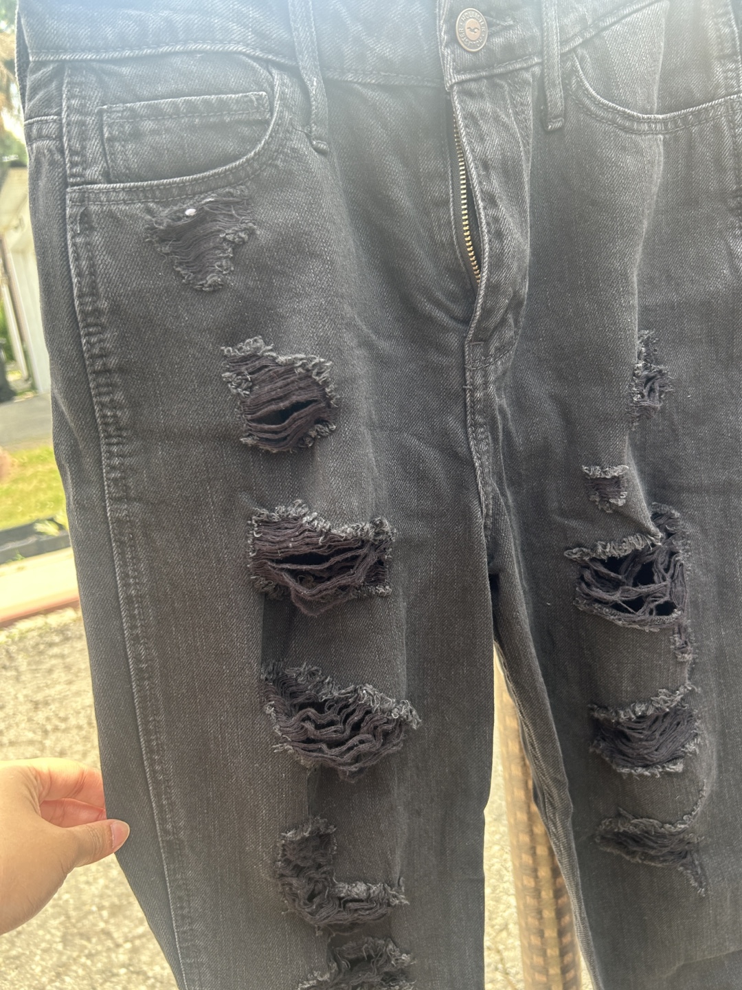 Hollister Ultra High-Rise Mom Jeans, Size 3R - photo 3
