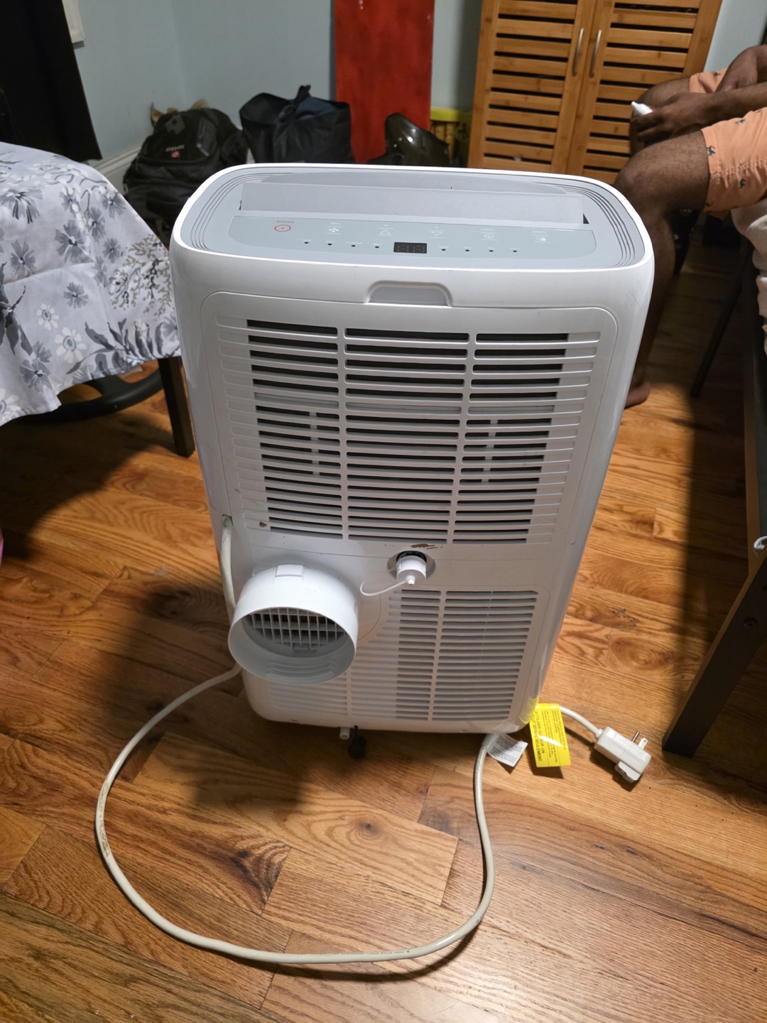 Air Conditioner 8000 BTU portable - photo 2