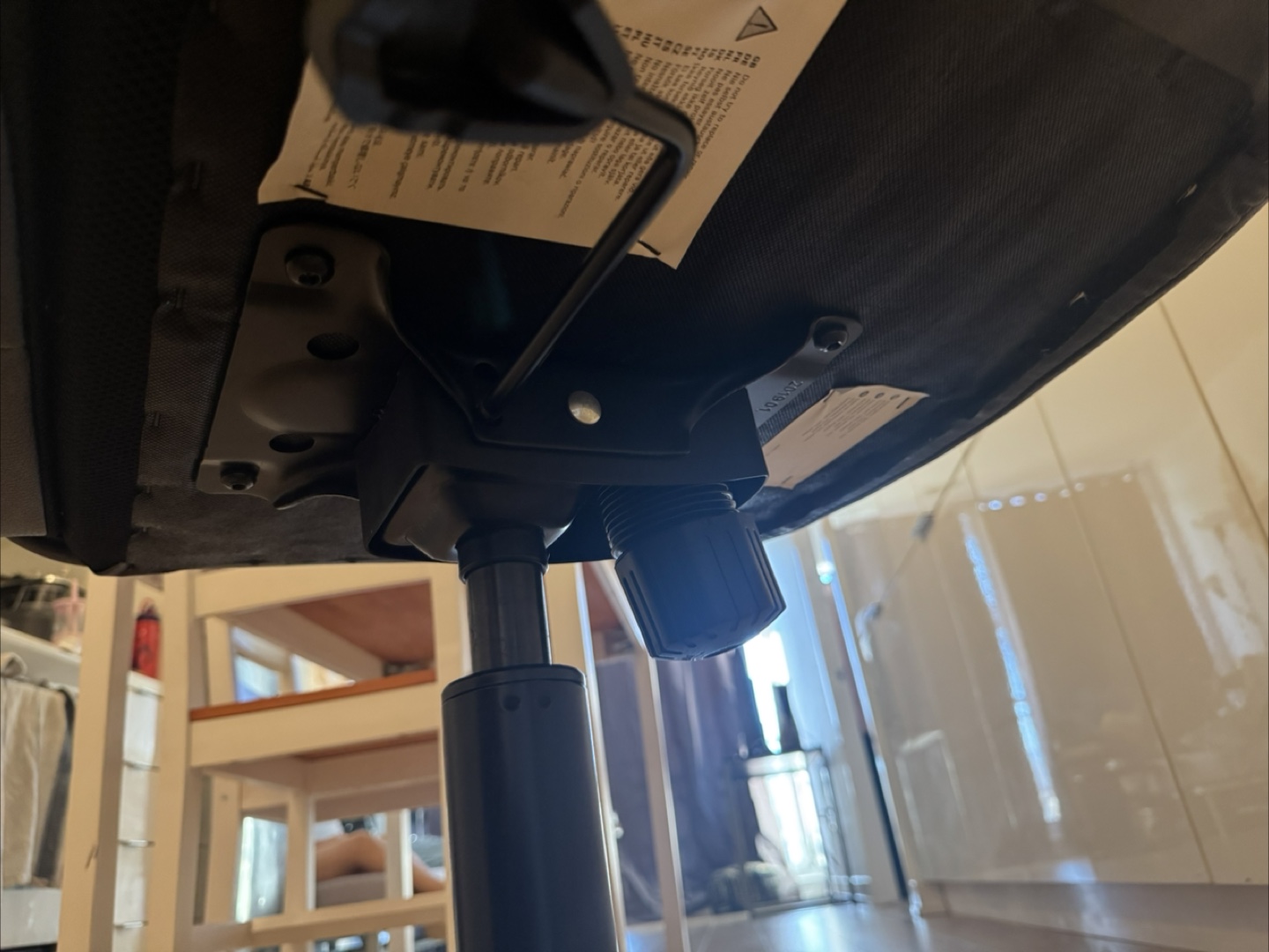 Black Office Chair - photo 4