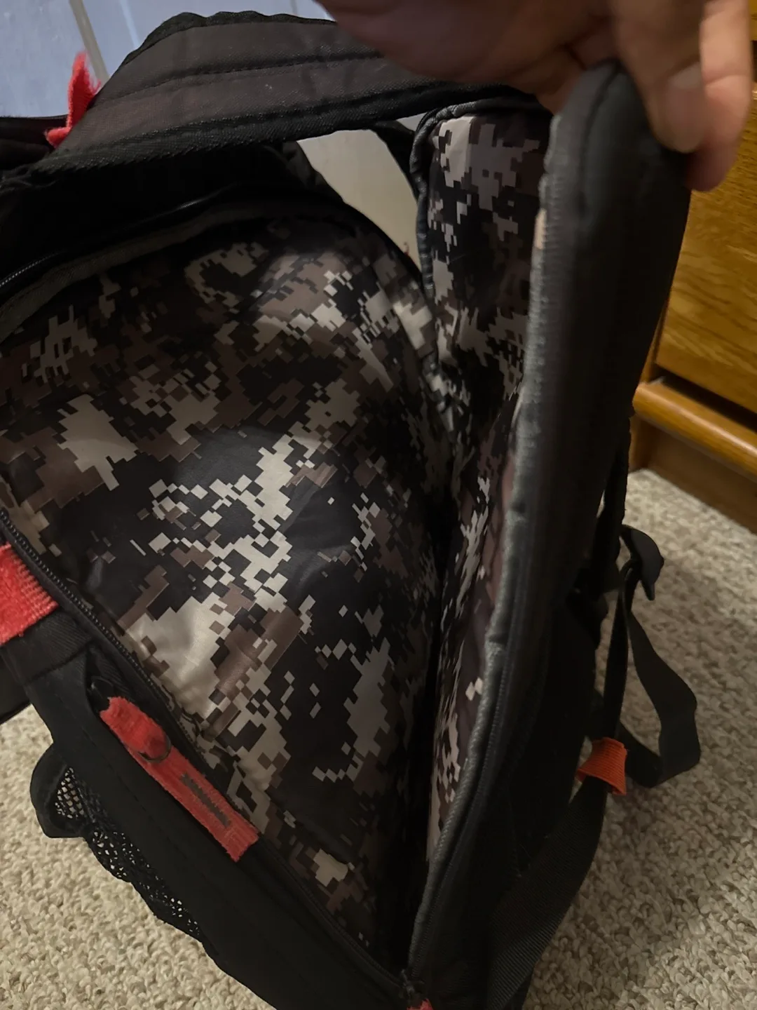 Used Black and Red Backpack image indicator(3)