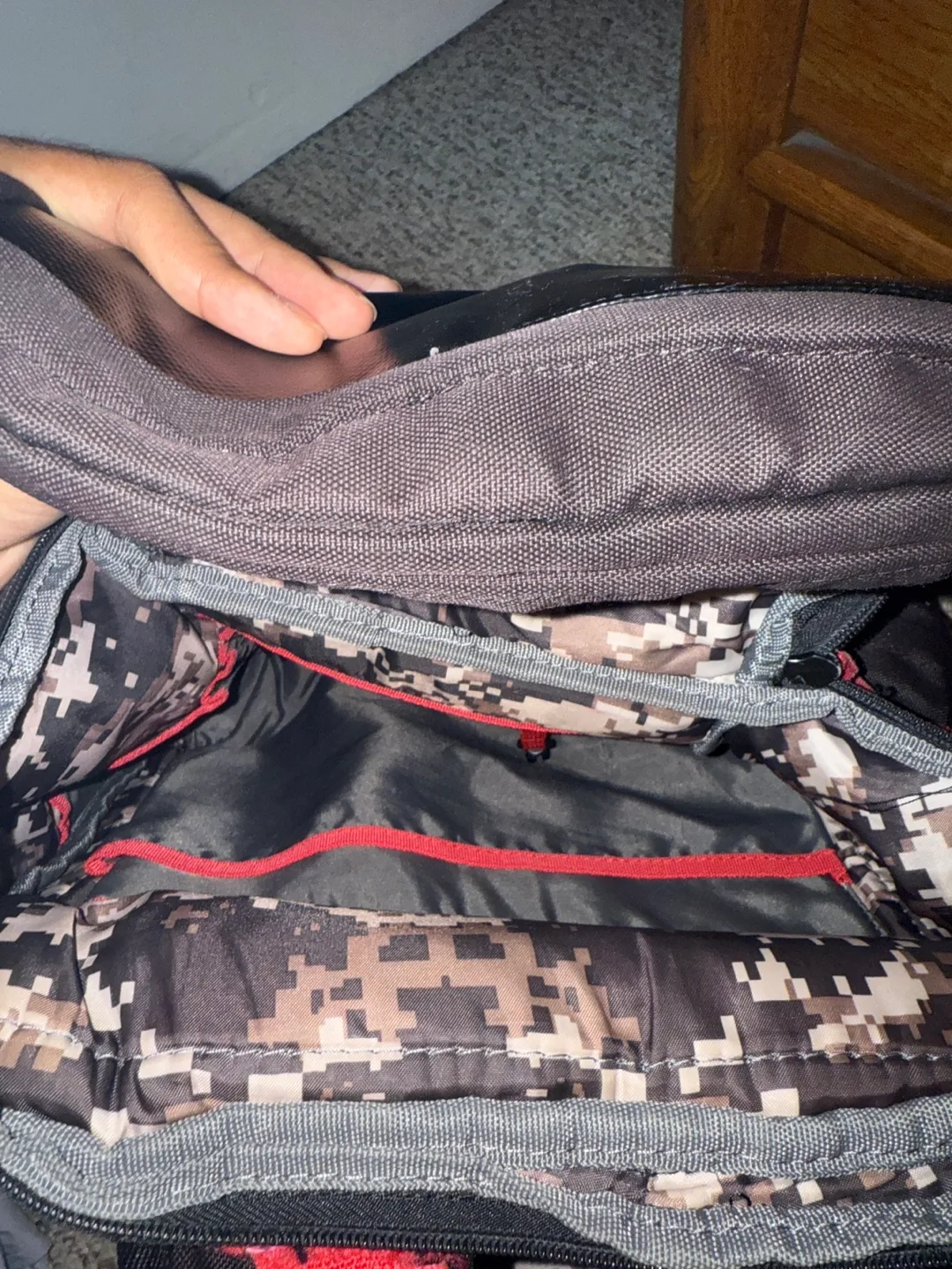 Used Black and Red Backpack image indicator(4)