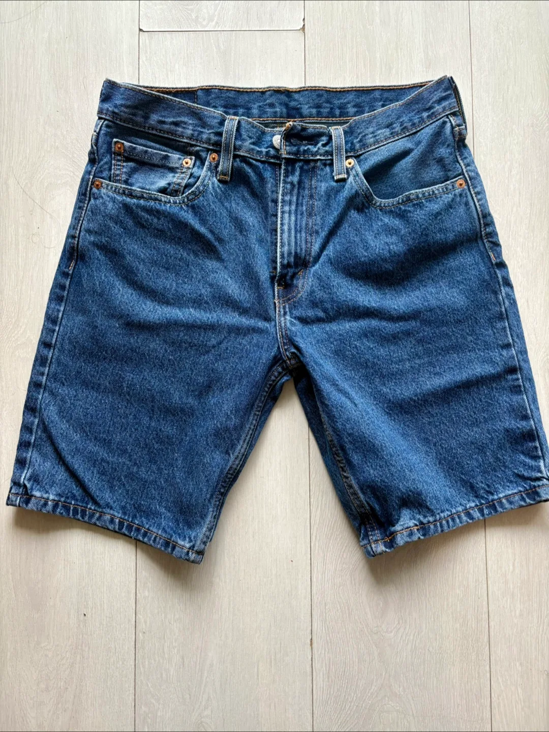 Levi's 405 Denim Shorts - Size 32 thumbnail