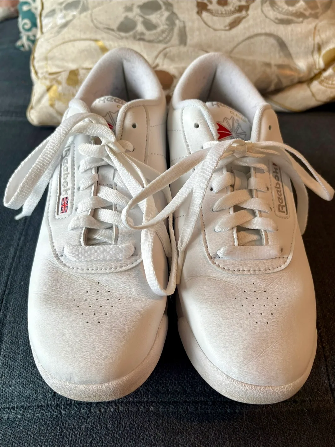 Reebok White Leather Sneakers Sz 8.5W thumbnail