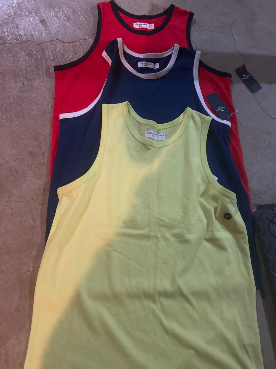 Abercrombie Youth BoysTank Tops (Size 15/16) thumbnail