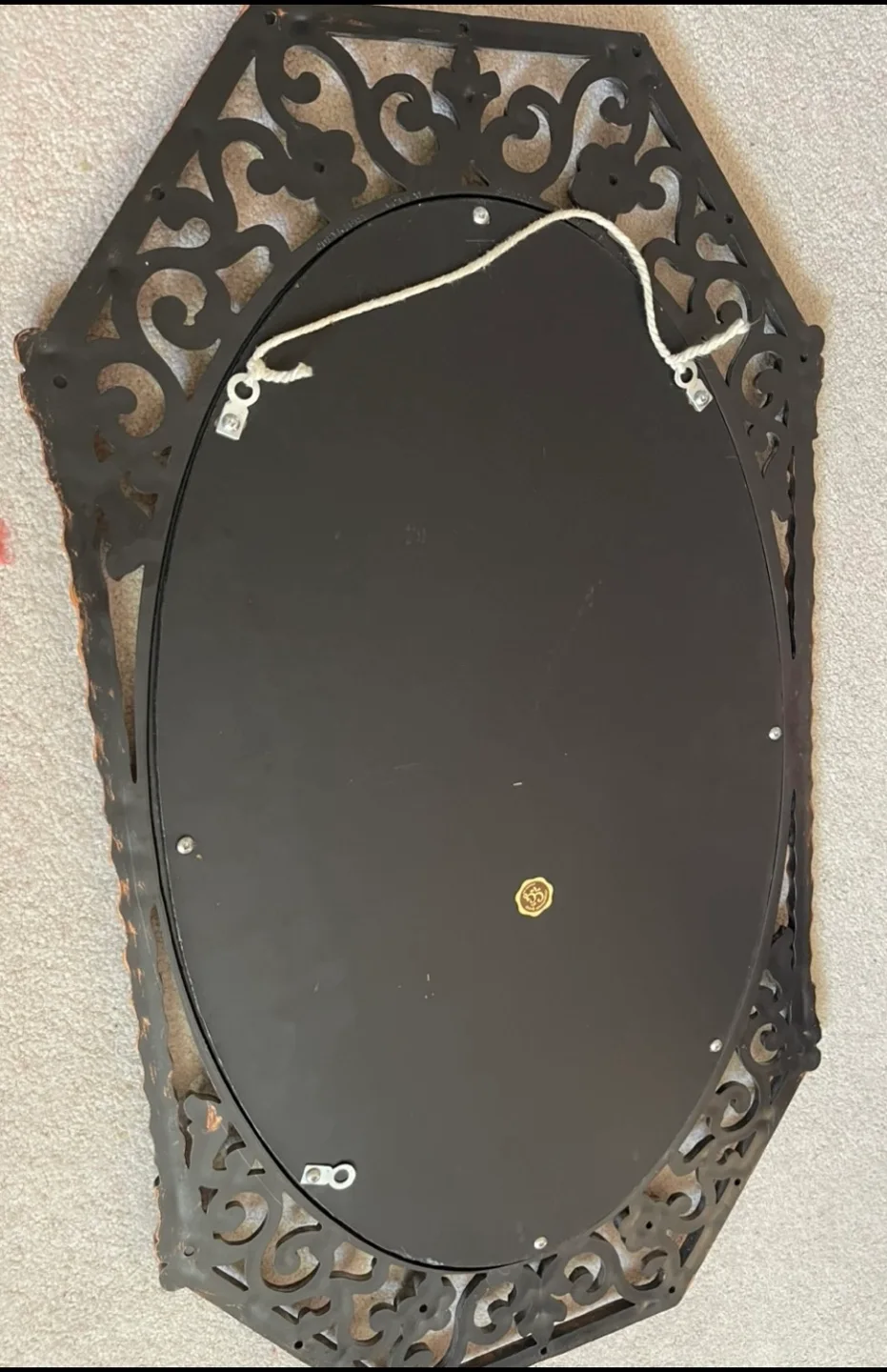 🇨🇦 Ornate Oval Wall Mirror ( thrifty pick). 🍁 image indicator(5)