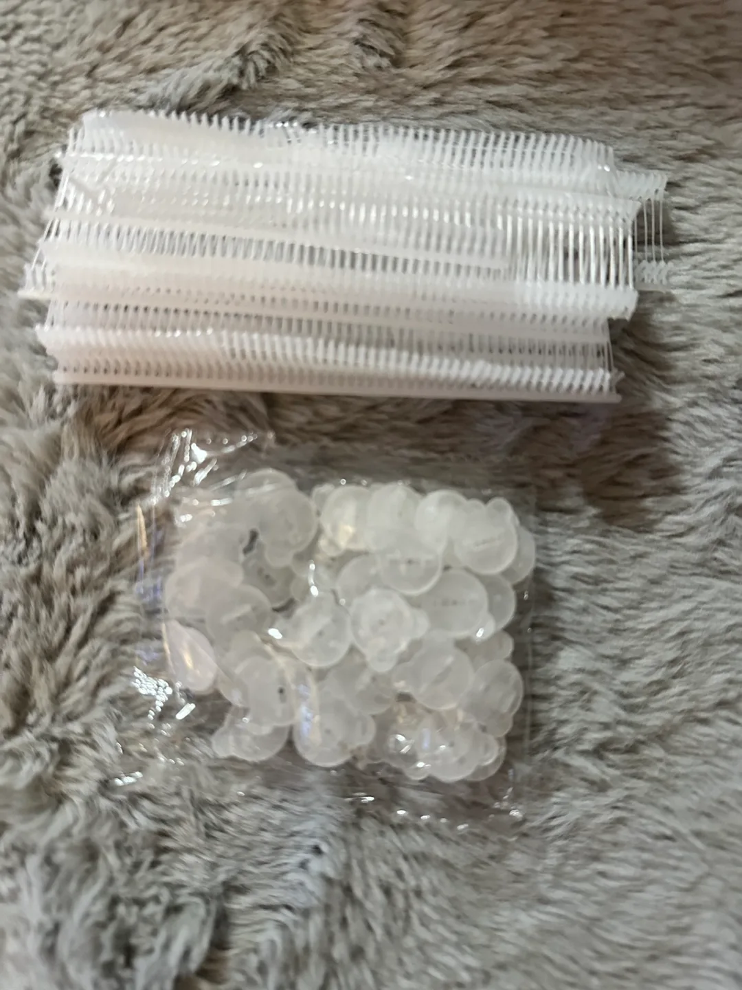 Clothing Label Gun with Fasteners & Buttons image indicator(3)