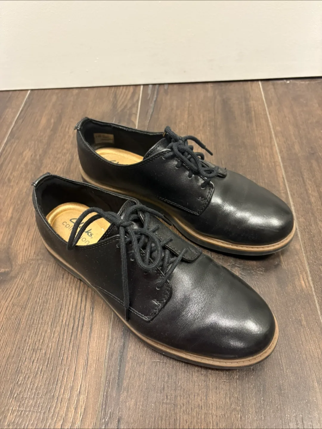 Clarks Collection Black Leather Oxfords thumbnail