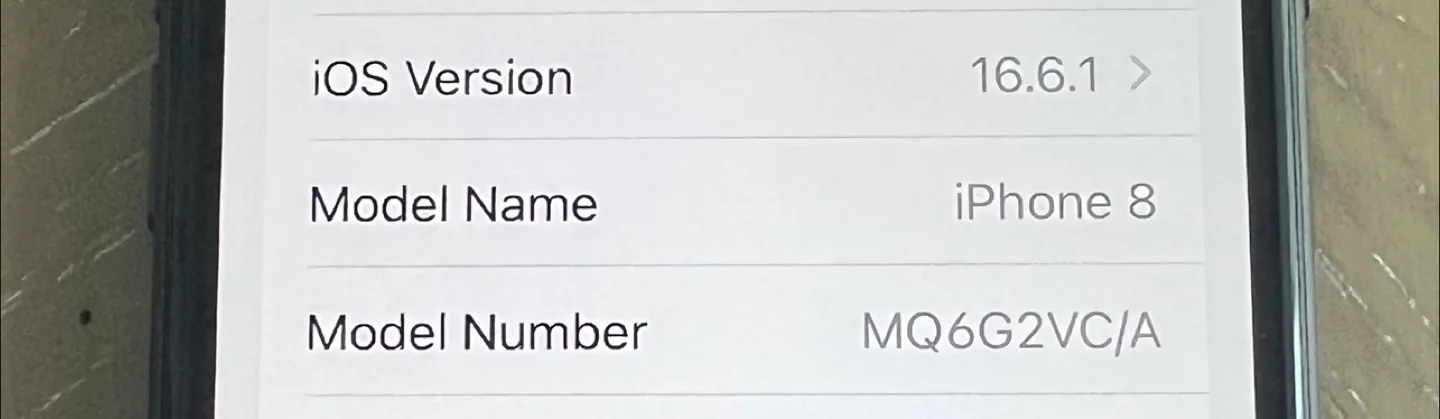 iPhone 8 - 64 GB - Space Grey image indicator(4)