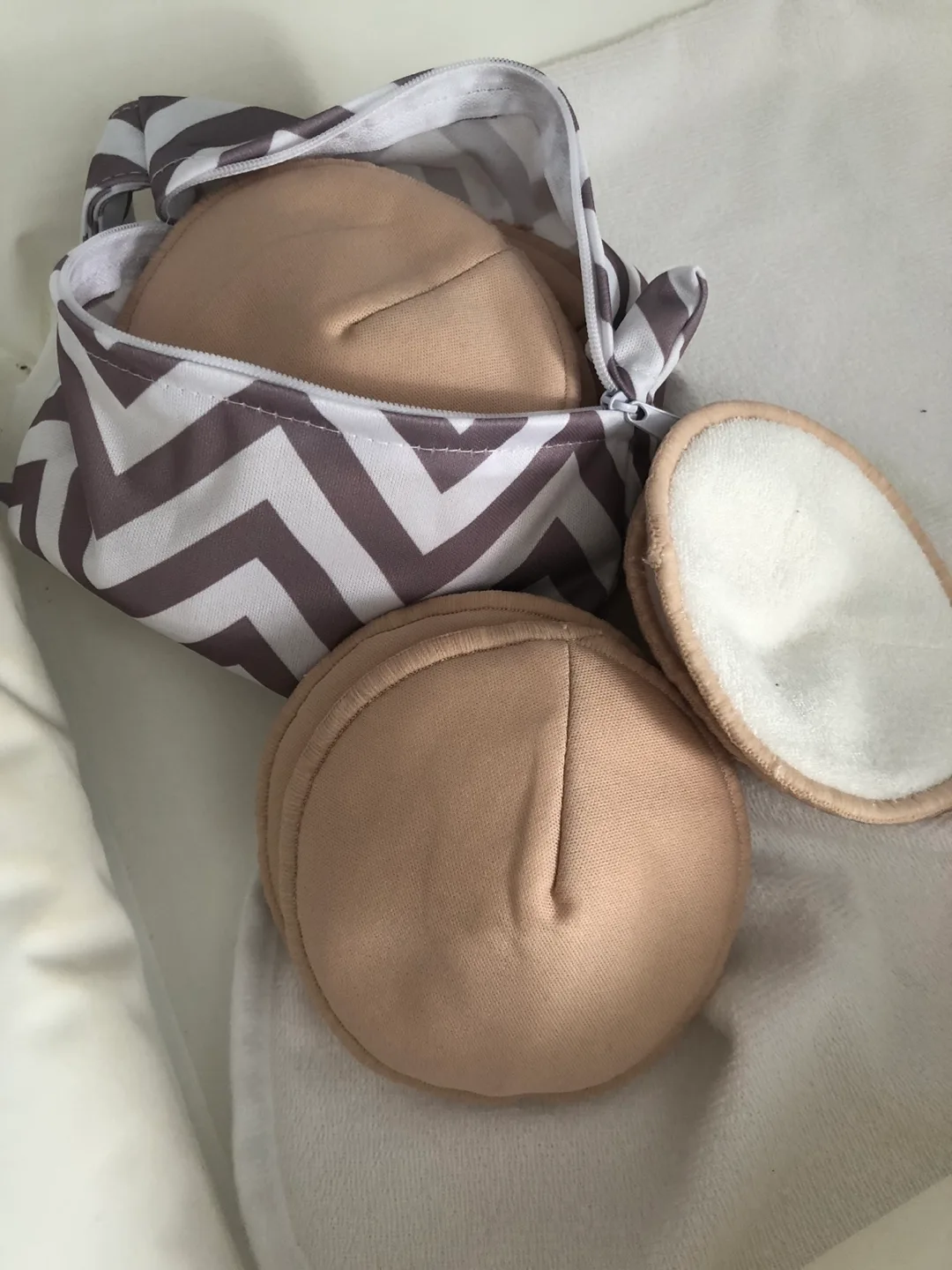 KeaBabies Comfy Nursing Pads - 14 Pack thumbnail