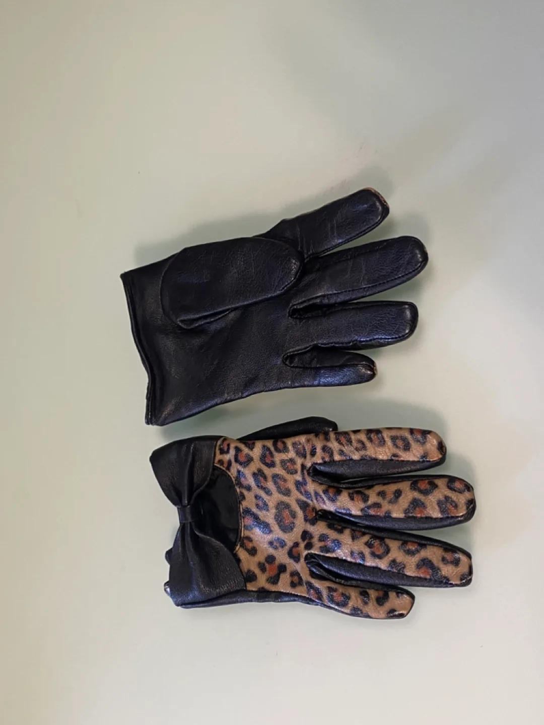 Aldo leopard gloves image indicator(3)