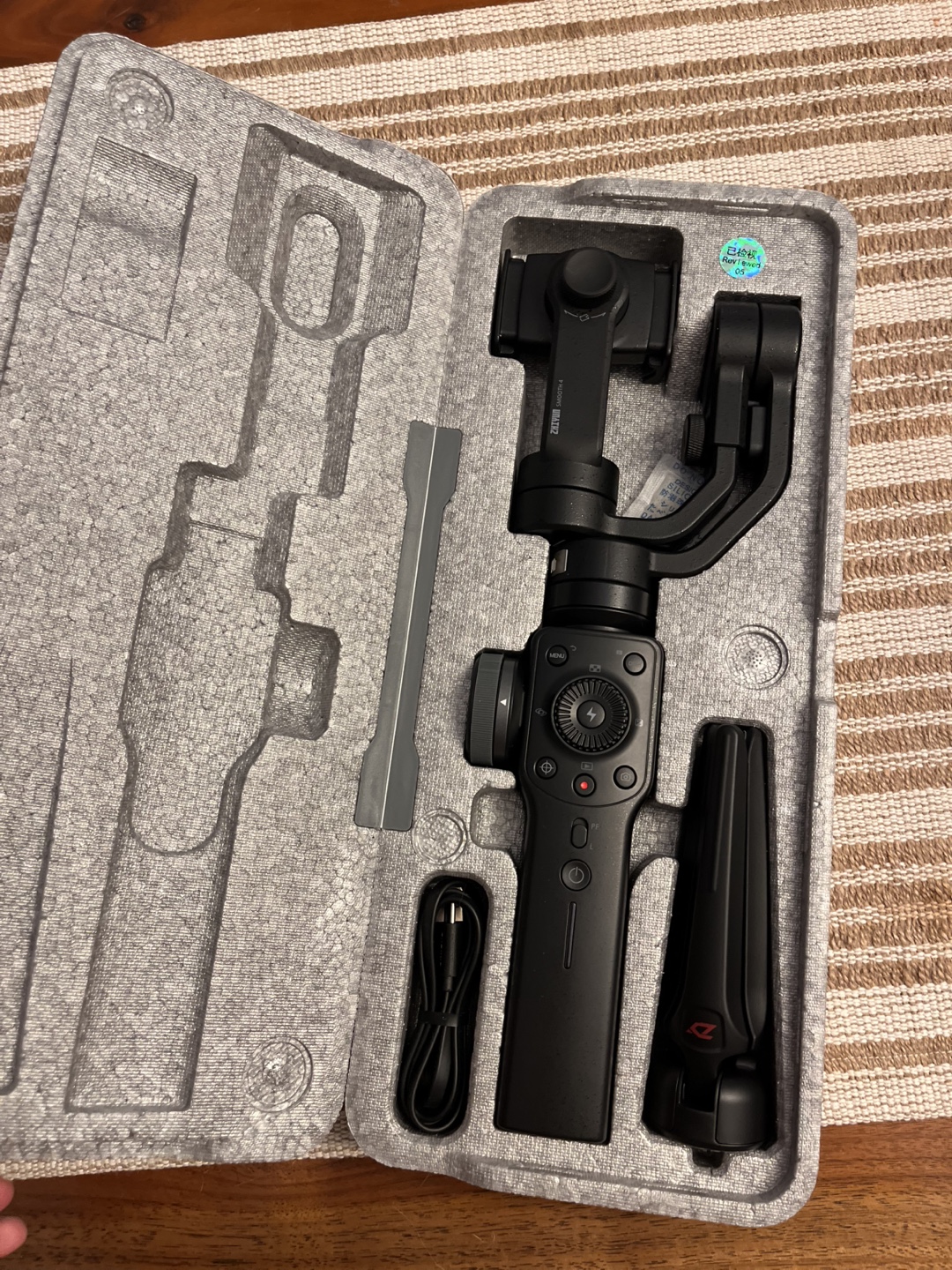 Zhiyun Smooth 4 Smartphone Gimbal Stabilizer