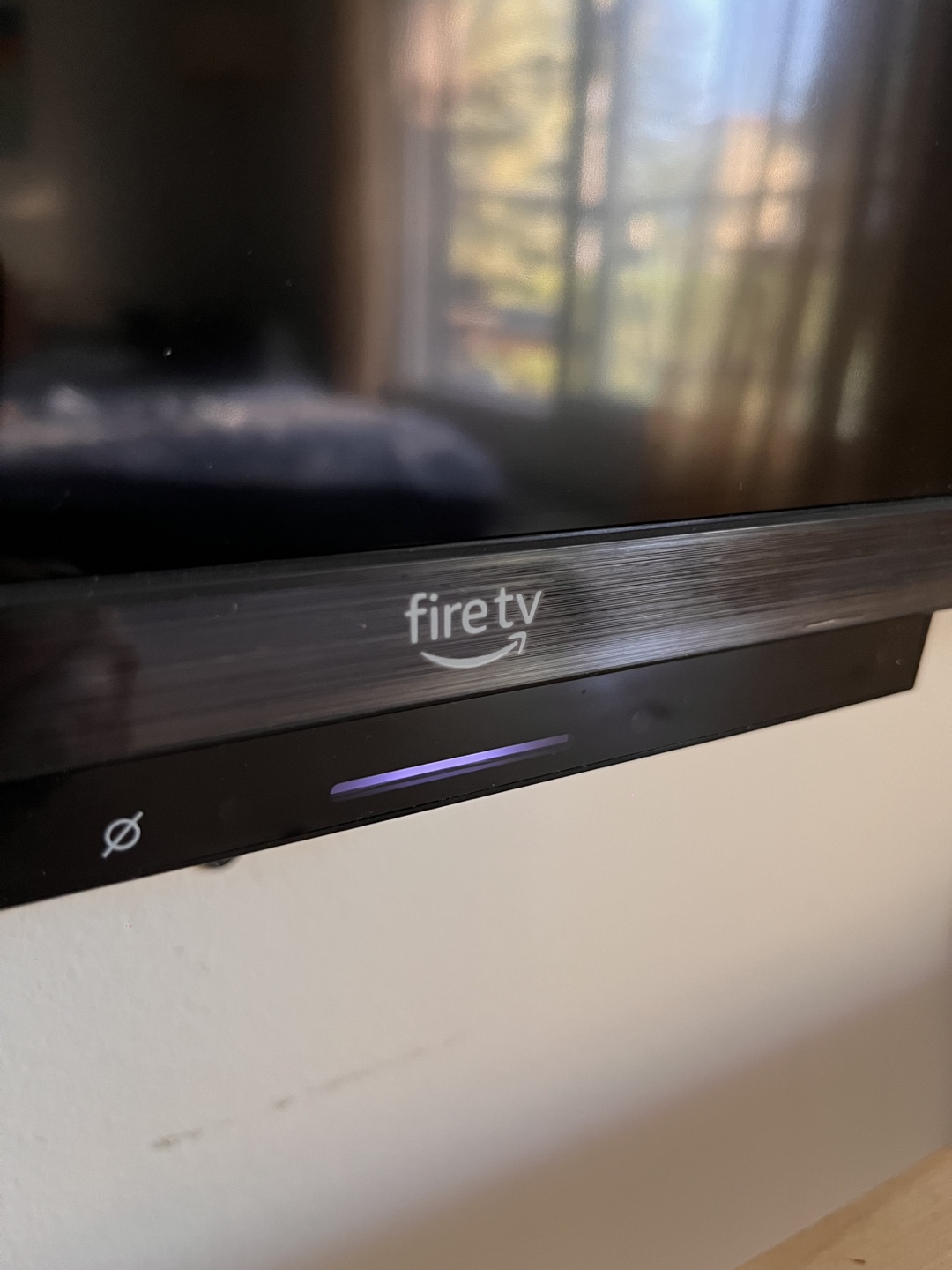 Omni Qled 4K Amazon Fire TV - photo 4
