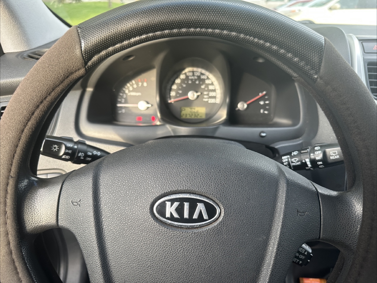 Kia Sportage SUV - Silver - photo 2