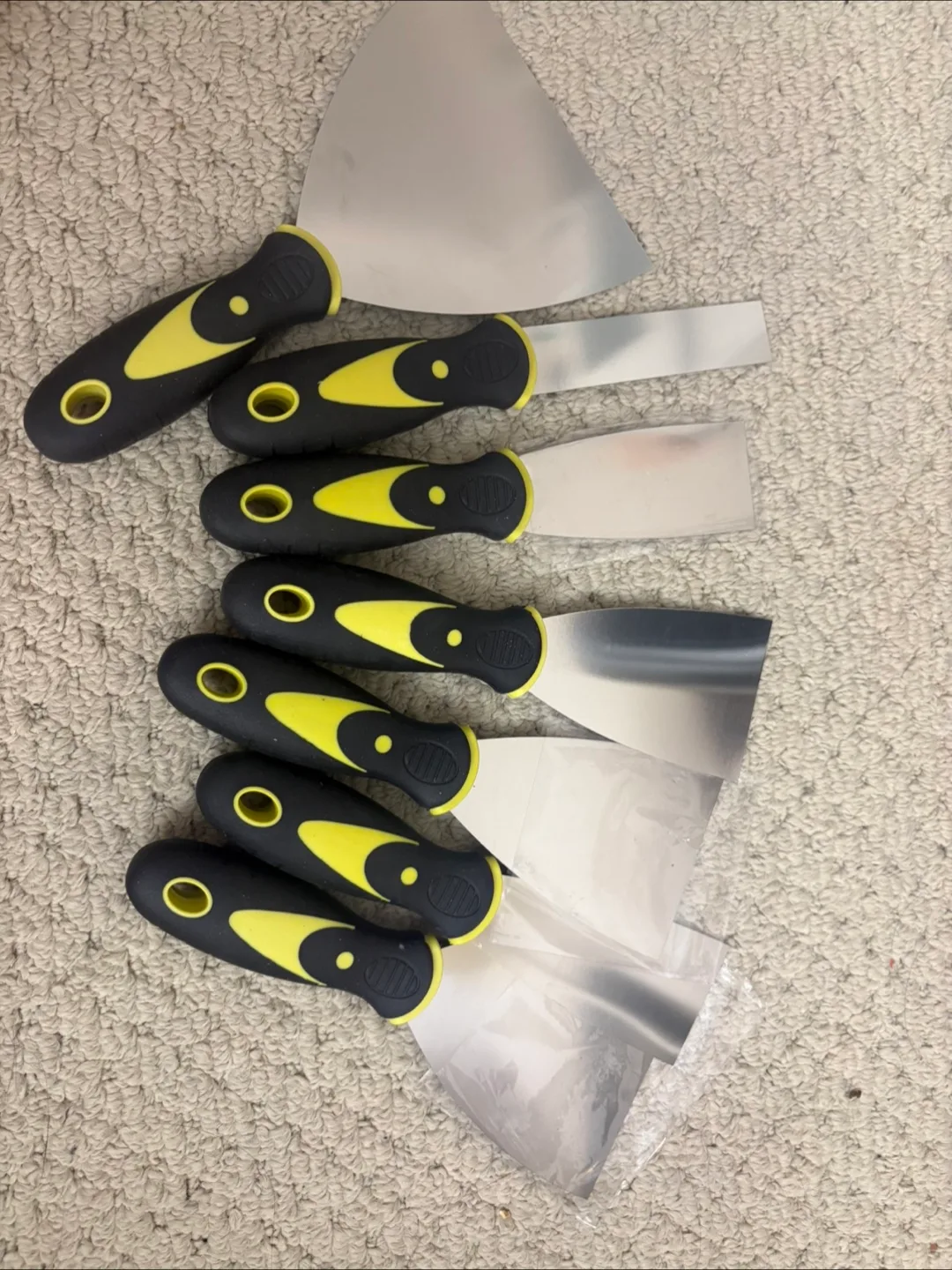 Set of 6 Putty Knives image indicator(2)