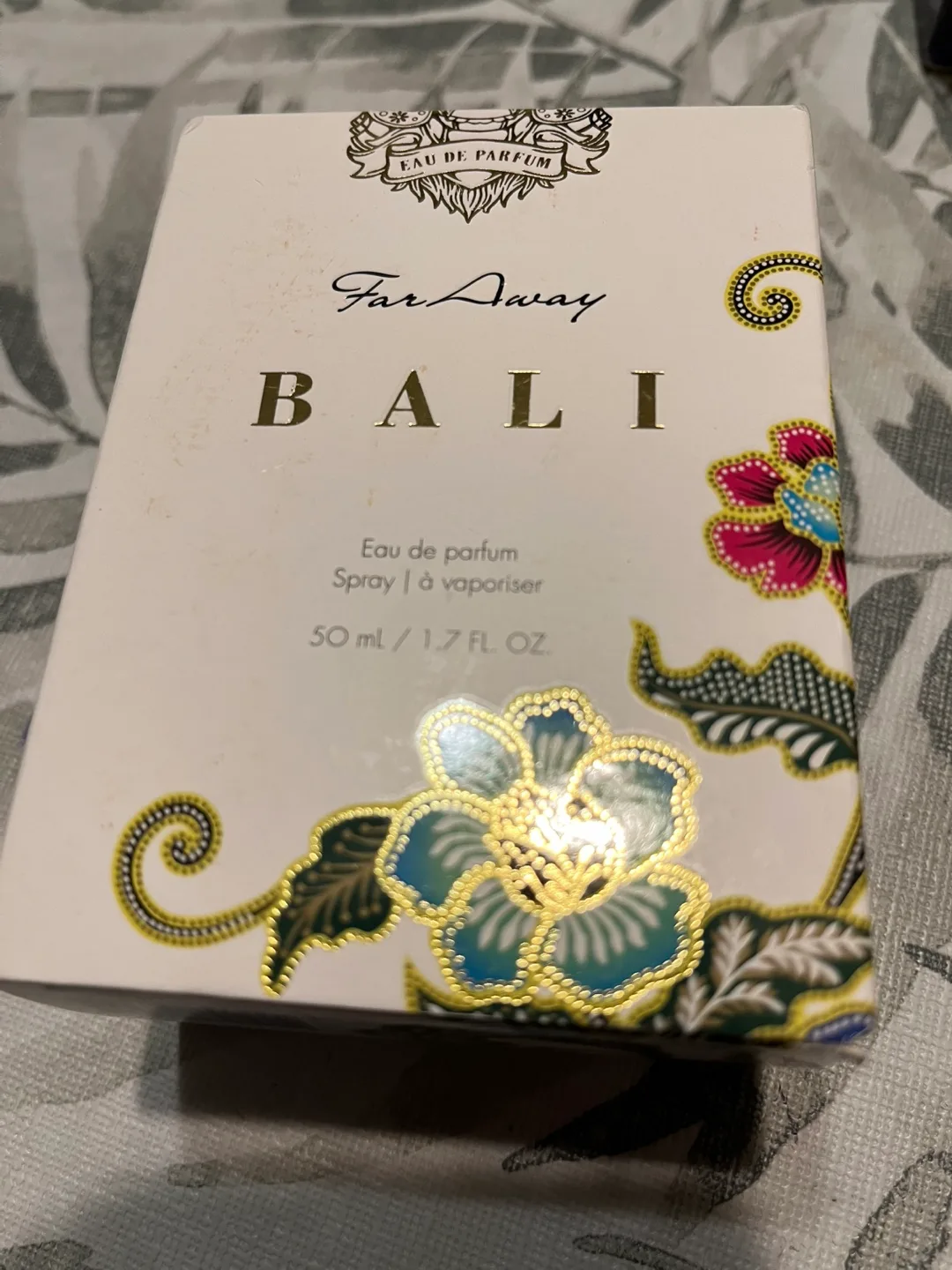 Avon Perfume Bundle: Imari, Rare Amethyst, Mesmerize, Bali image indicator(5)