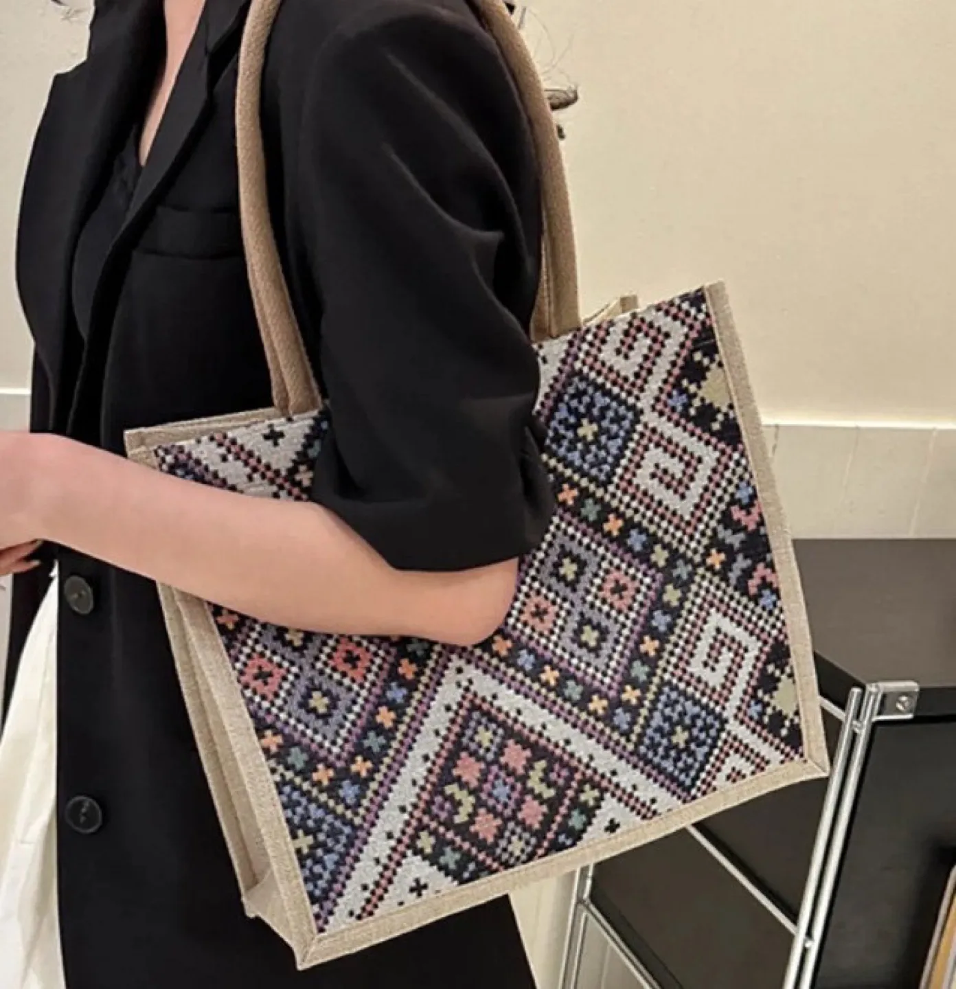 Patterned Tote Bag thumbnail