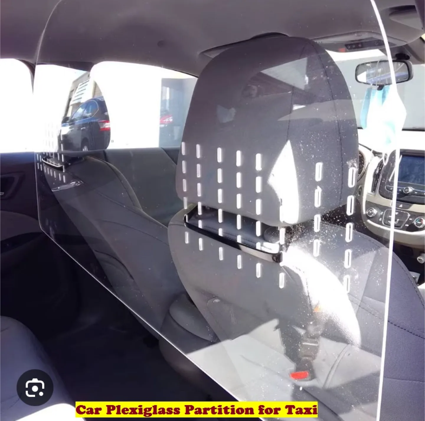 Car Plexiglass Partition for Taxis thumbnail