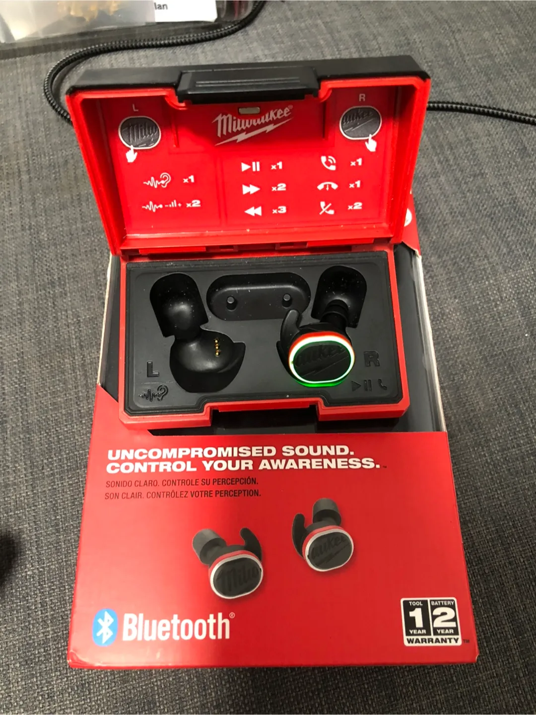 Milwaukee Ear Buds - parts only image indicator(2)