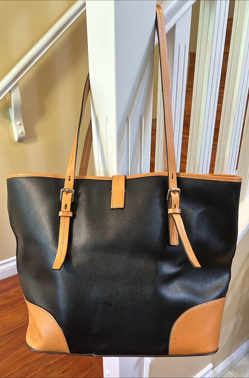 Dooney & Bourke Black Leather Tote Bag - photo 4