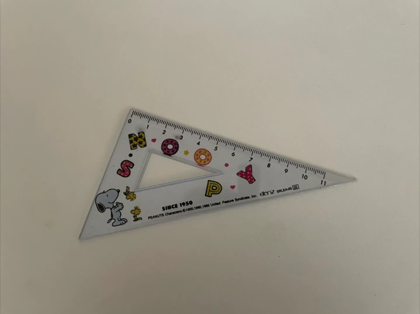 Snoopy Triangle Ruler 🇨🇦🍁 thumbnail