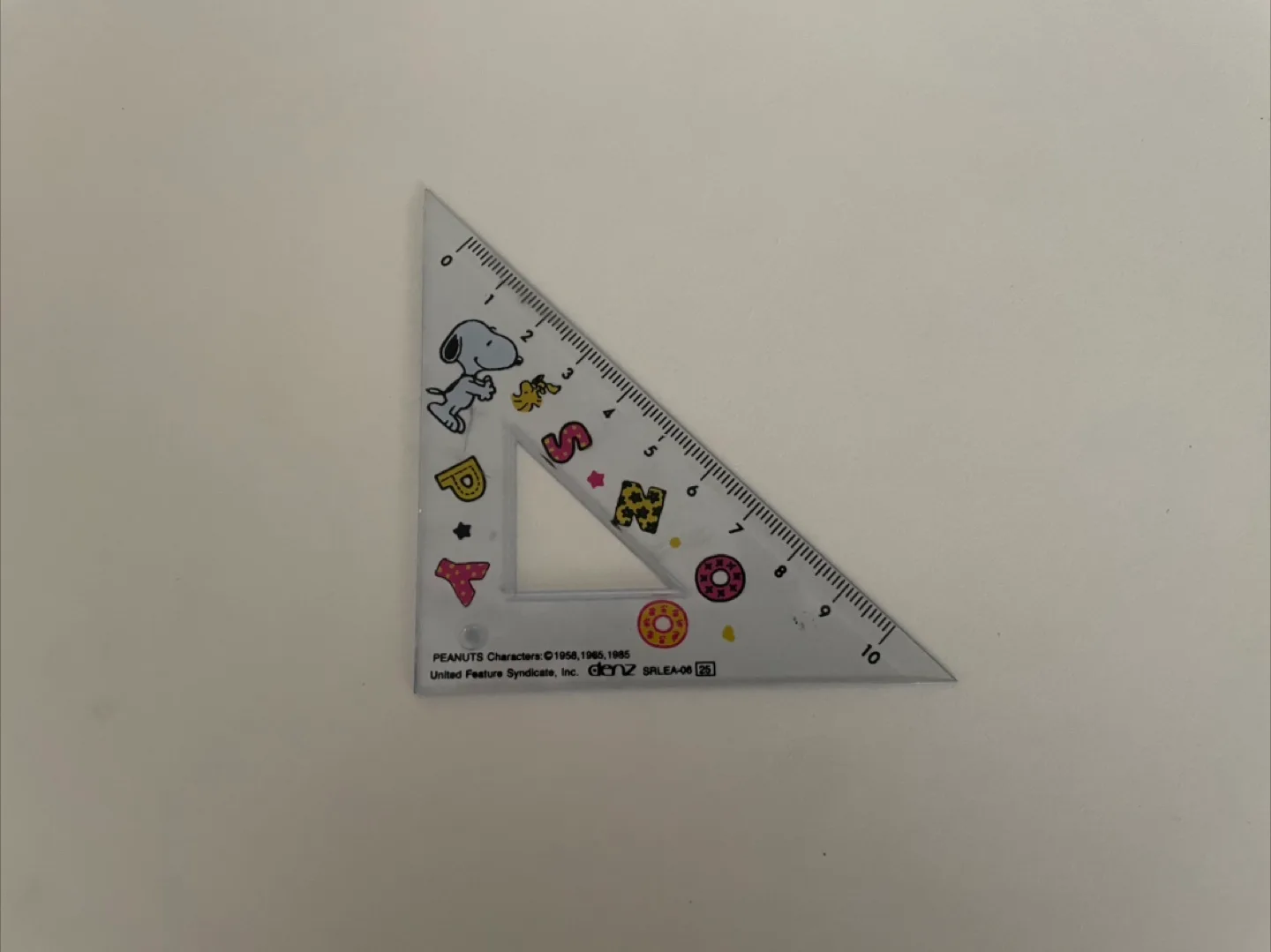 Peanuts Snoopy Triangle Ruler 🇨🇦🍁 thumbnail