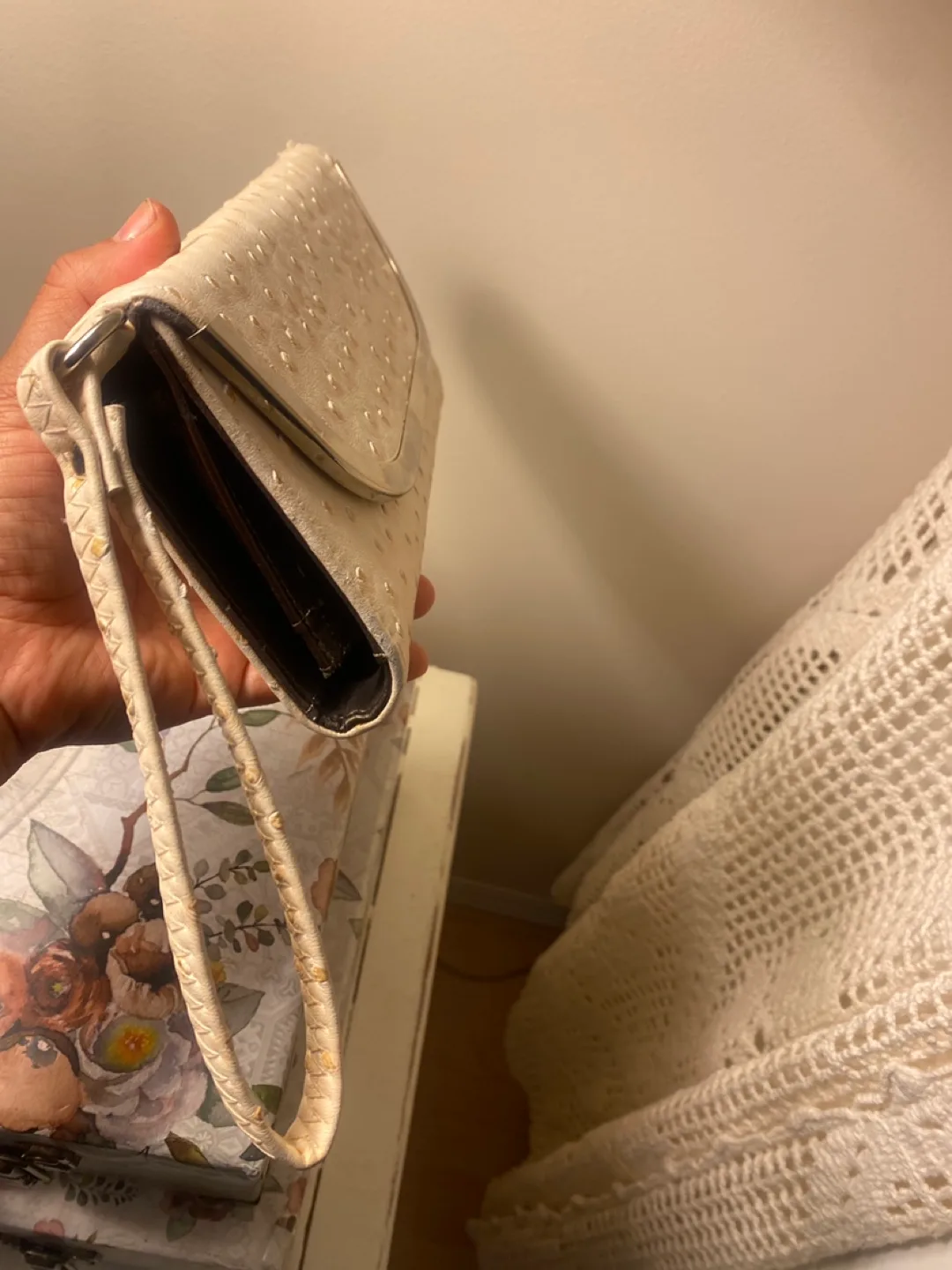 Beige Ostrich Print Clutch Wallet image indicator(5)