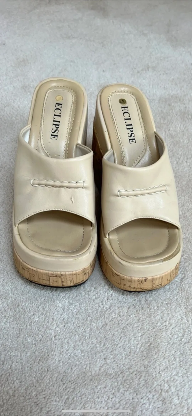 Eclipse Platform Sandals - Size 7 thumbnail