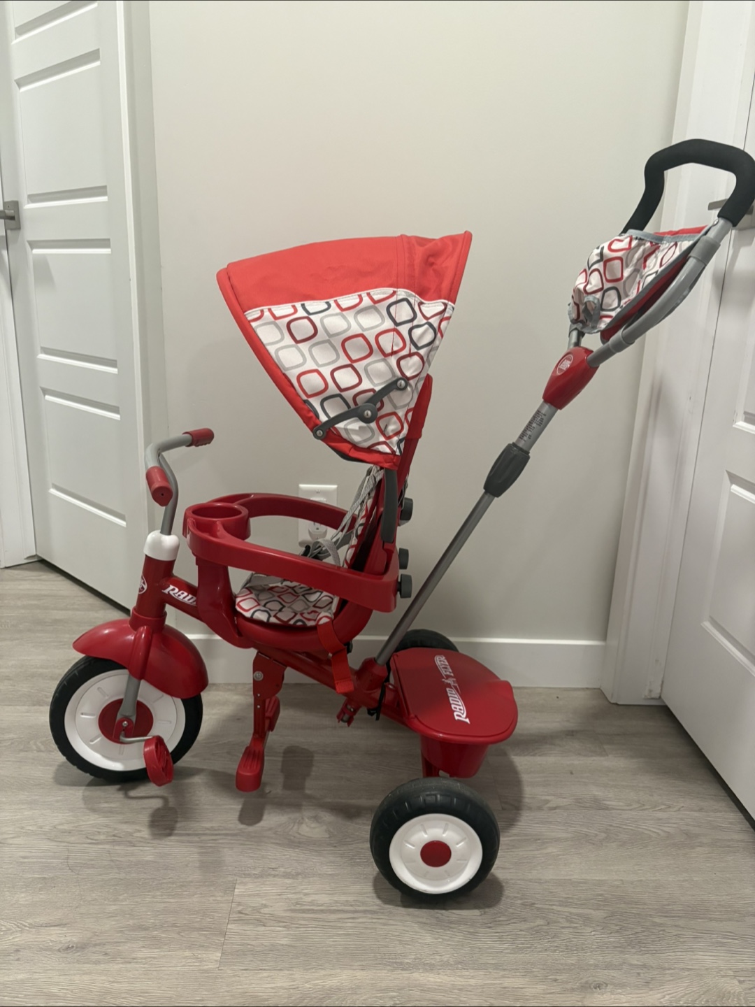 Radio Flyer Steer & Stroll Trike - photo 5