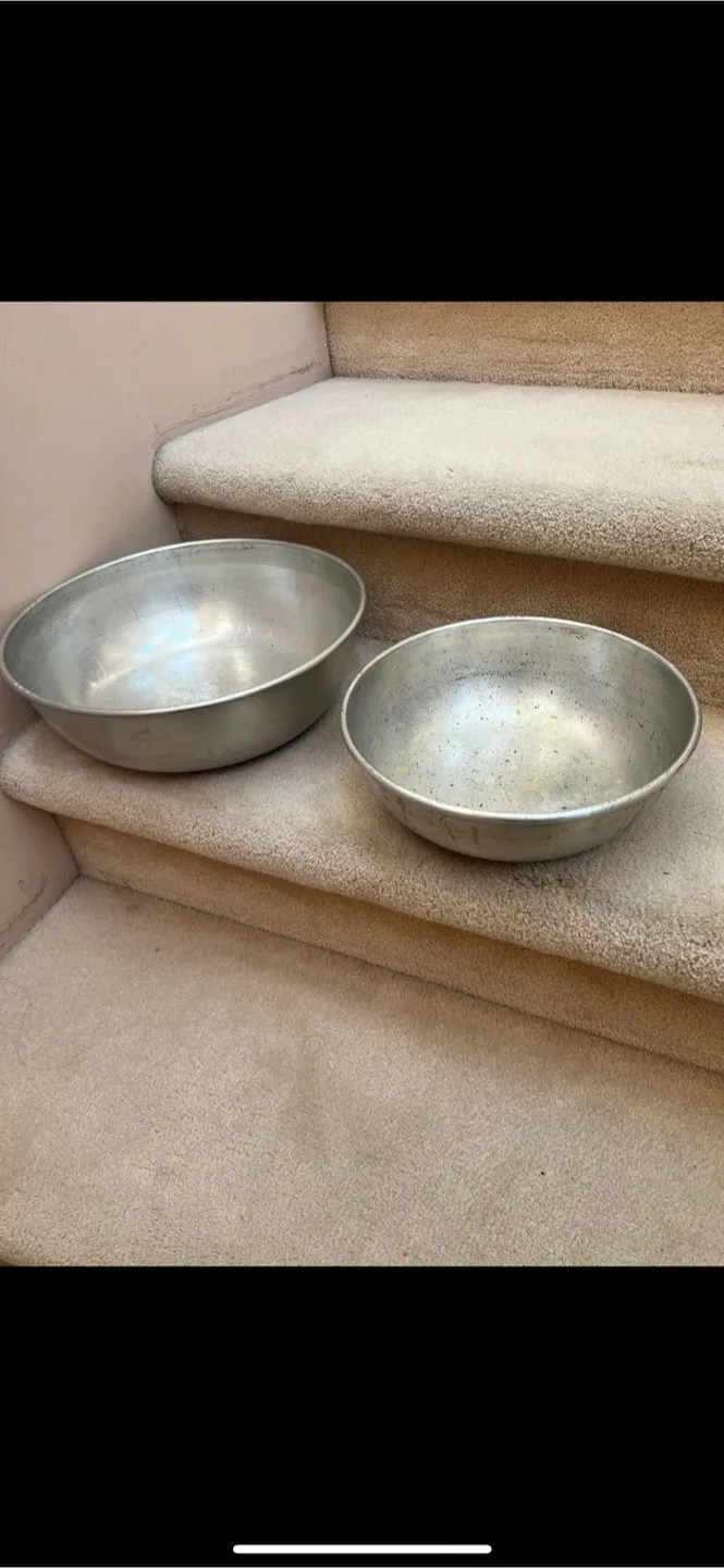 2 Pure Aluminum Pots, 1 large for $35, 13” 1 small for $20 thumbnail