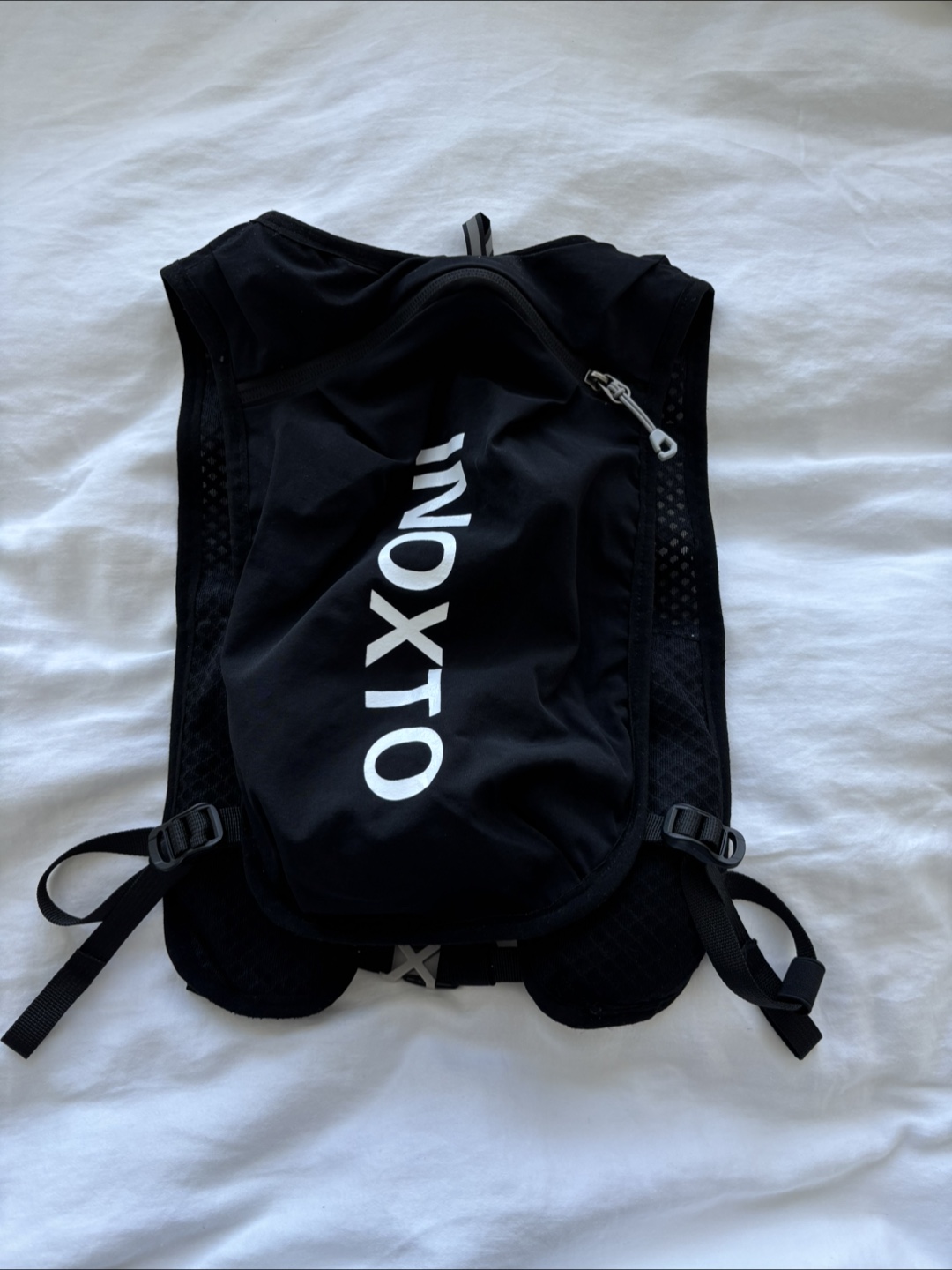 Black Running Vest 🇨🇦 - photo 4