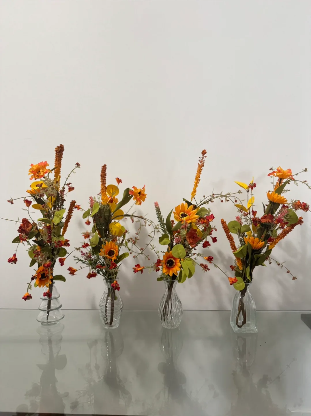 Rent- mini flower arrangement thumbnail