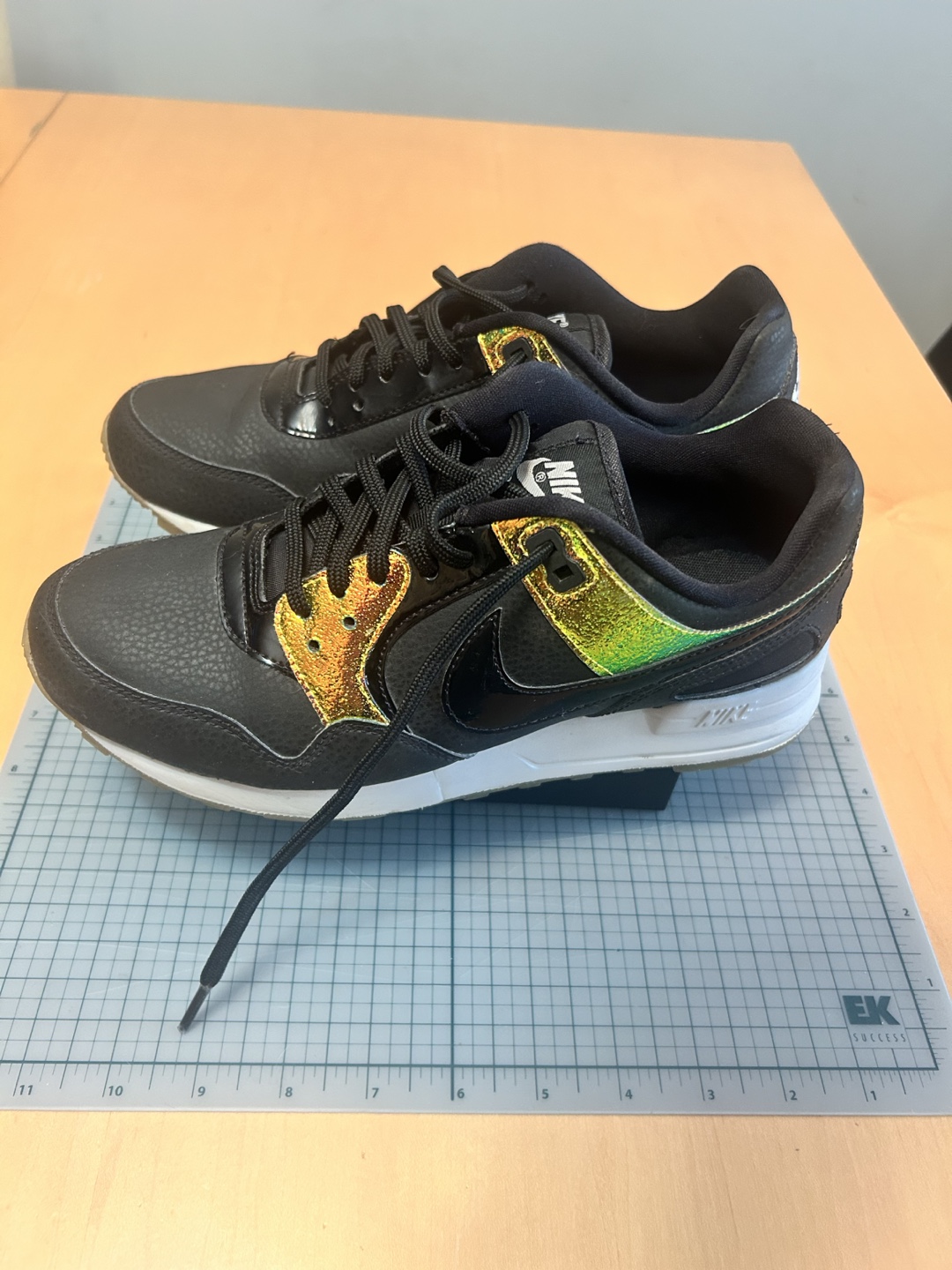 Nike Air Pegasus 89, Size 7 W US