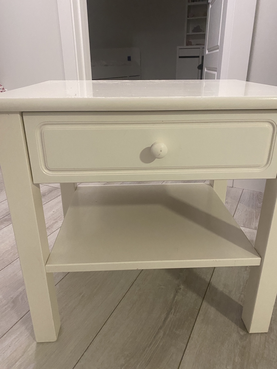White bedside table with drawer - photo 2