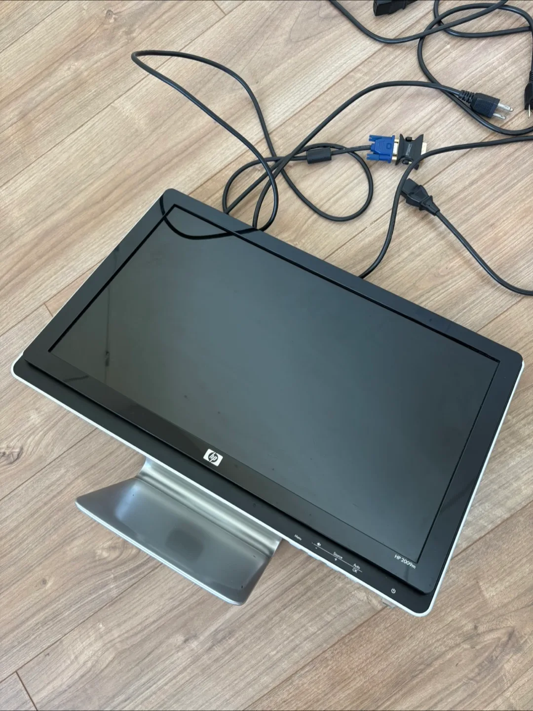 HP 2009m 20-inch Monitor 🇨🇦 thumbnail