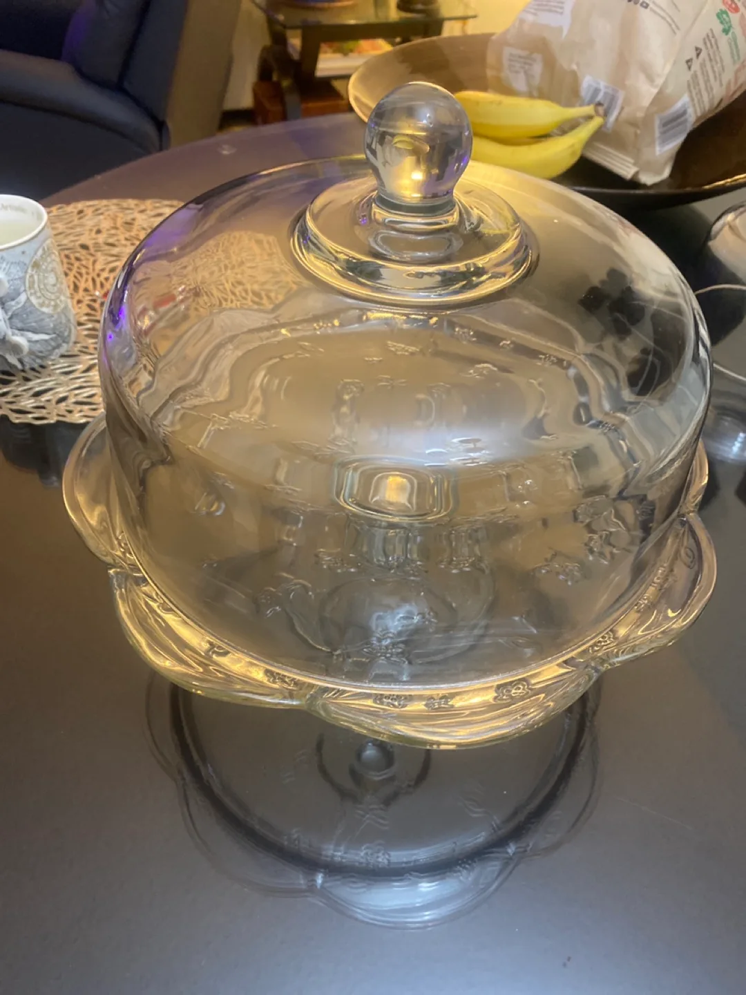 Glass Cake Stand with Dome Lid image indicator(7)