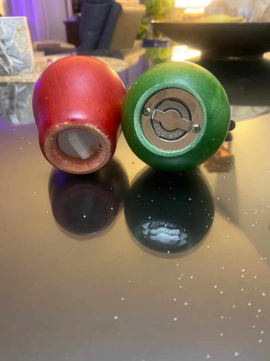 Wood Apple & Pear Shaped Salt and Pepper Shakers image indicator(2)