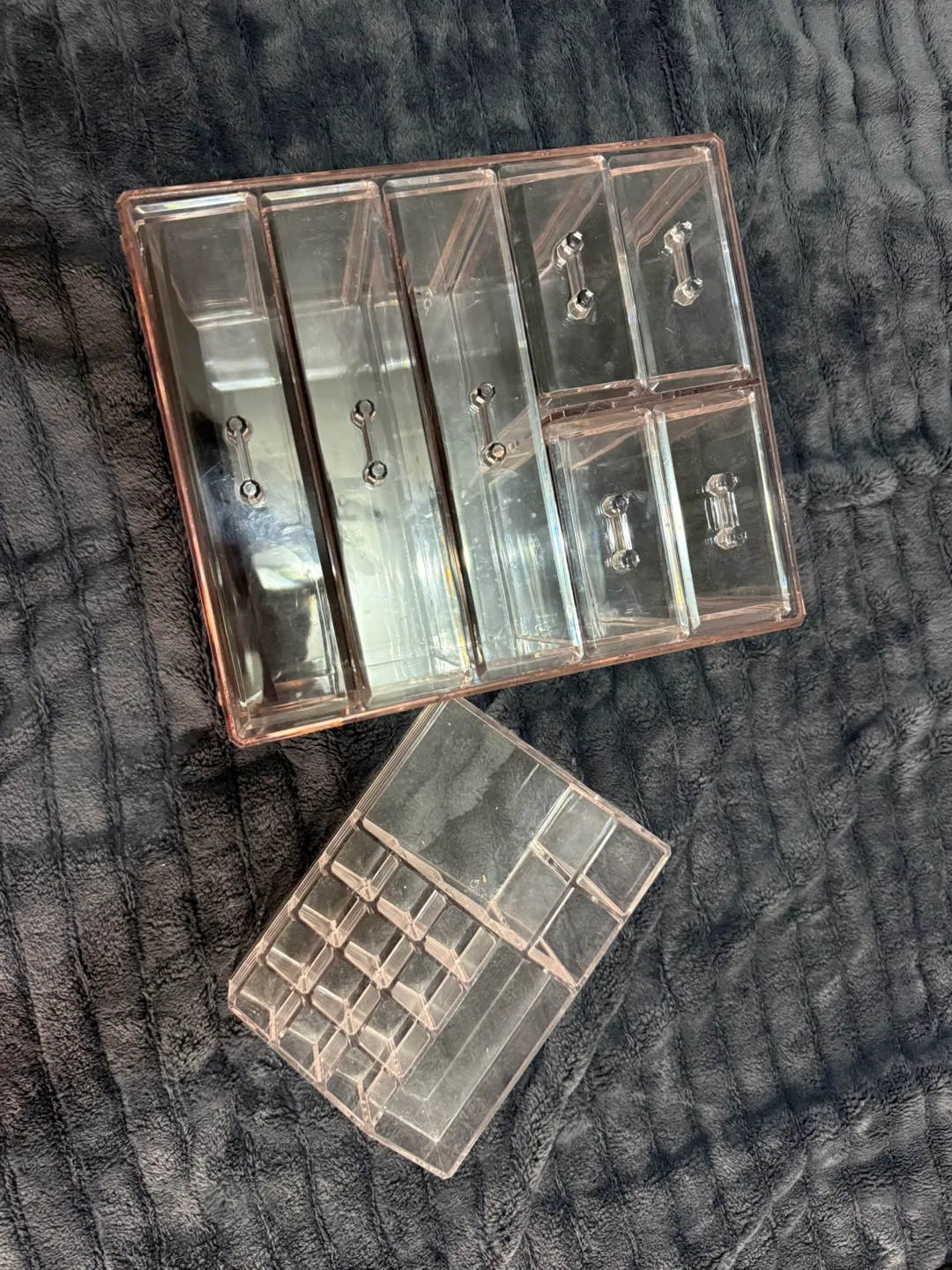 Acrylic Makeup Organizer image indicator(3)