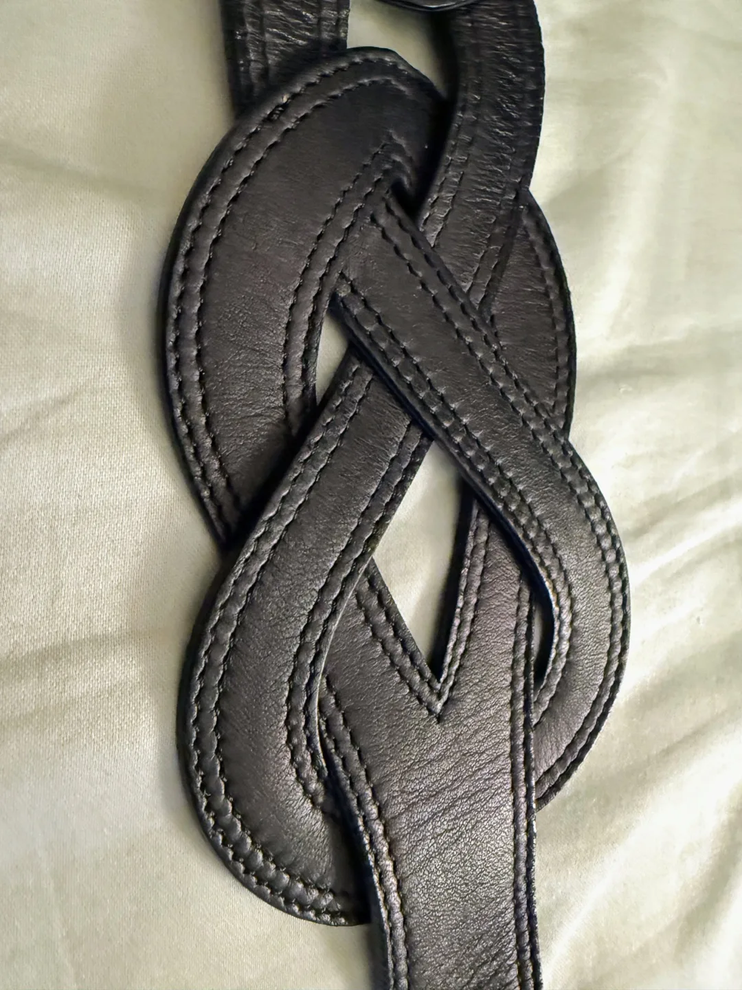Club Monaco Gwen Interlocking Black Leather Belt - Size S image indicator(2)