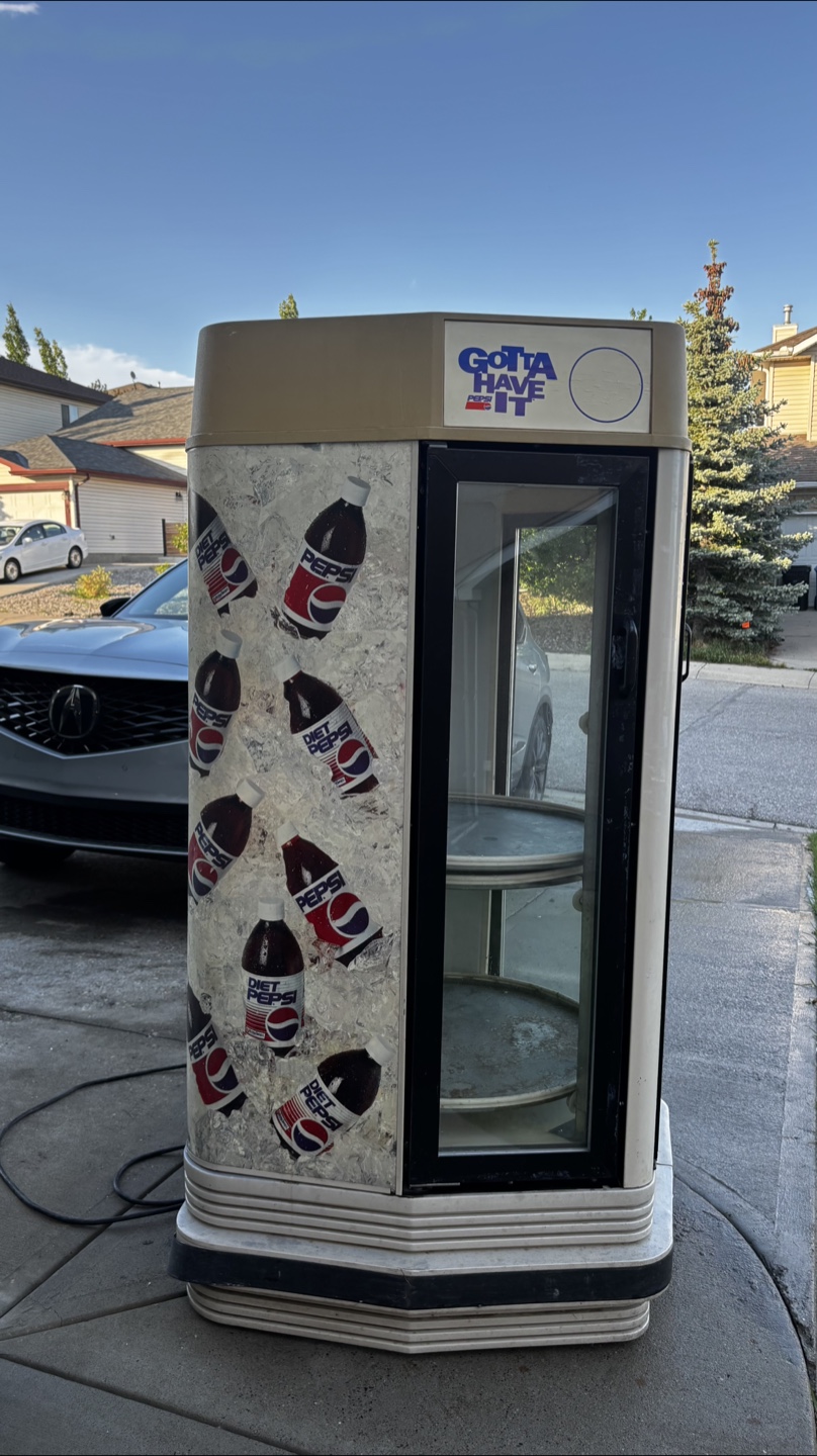Vintage Pepsi Display Fridge "Gotta Have It!"