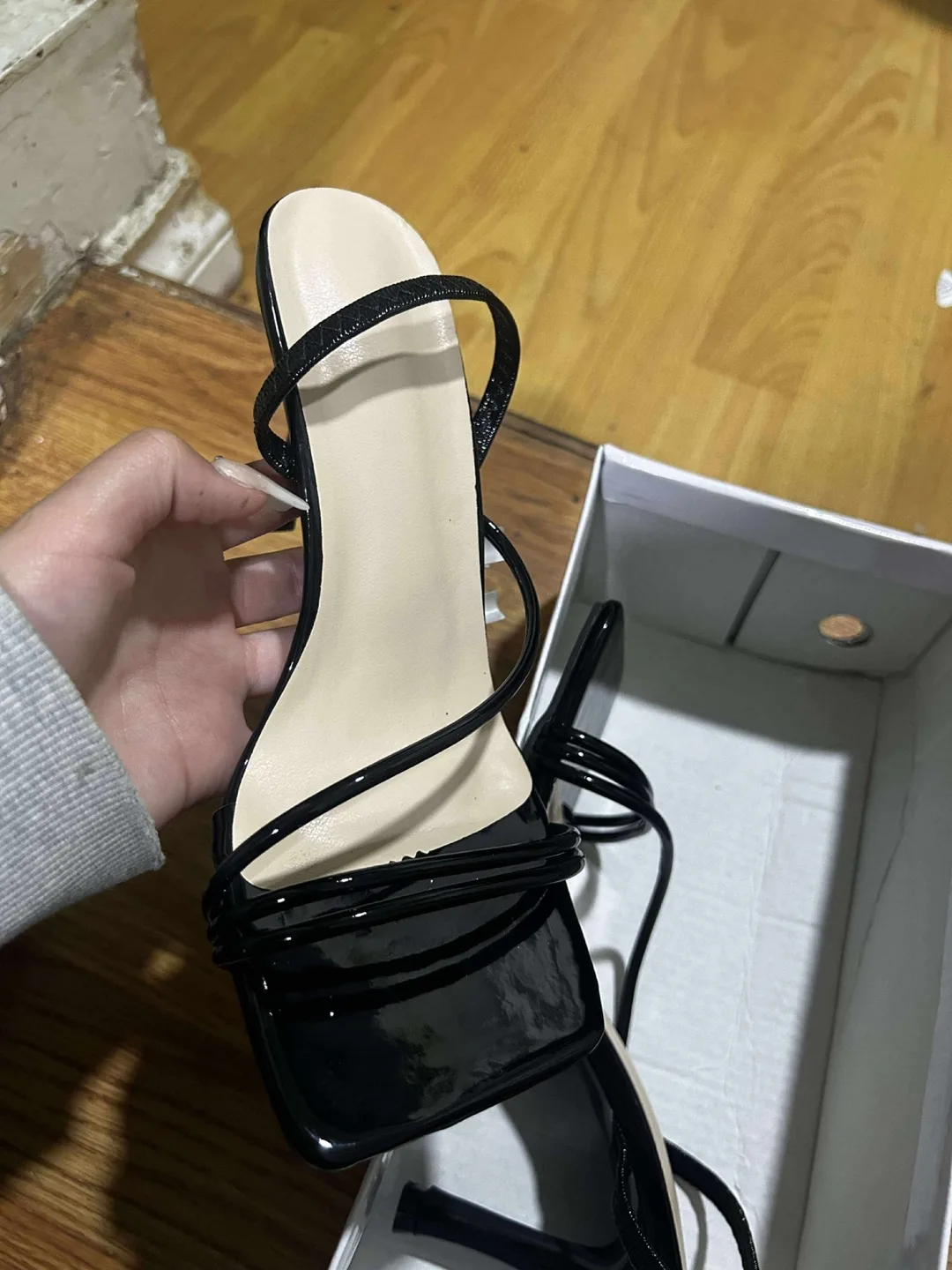 Black Strappy Heels, thumbnail